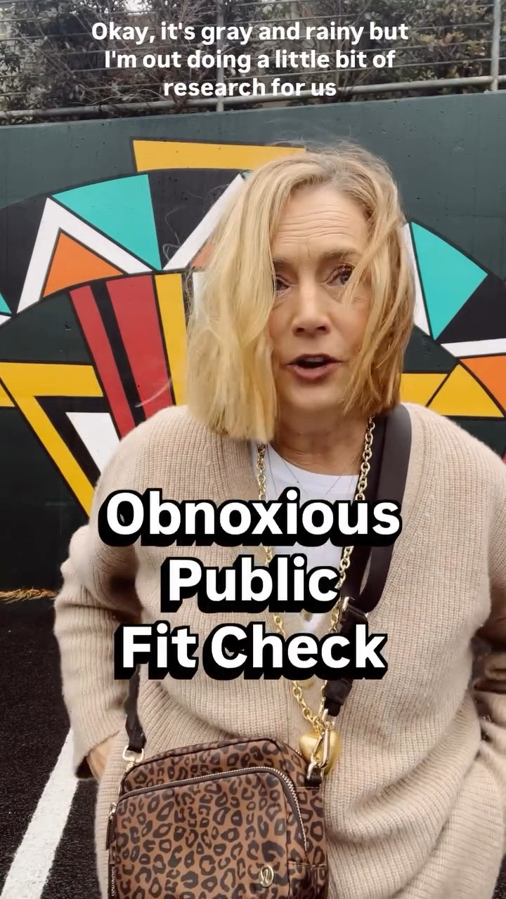 Little fit check on a rainy day. I did find some really fun things, though. Tried on gorgeous new jeans and had a blast at the new Atlanta @maevebyanthro store. So much fun! @buckheadvillagedistrict 

#showupinyour50s #modernmidlifecool #over50style #elevatedeveryday #quietluxury