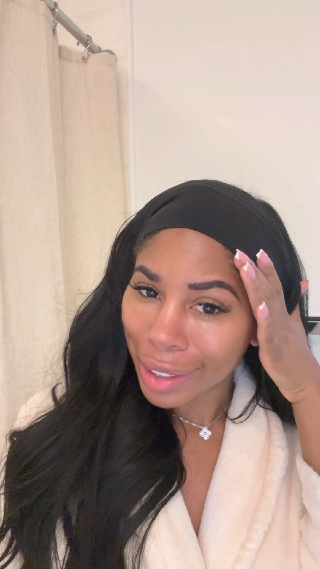 Glowy Dewy skin in the fall??? Yes please and thank you. And the SPF and mist spray together? *chefs kiss* 

#LTKCyberWeek #LTKGiftGuide #LTKmorningroutine