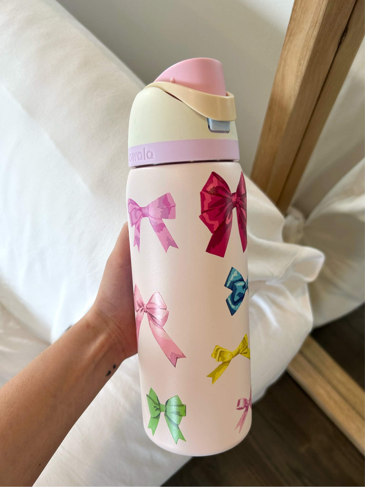Exclusive Pastel Bow Owala 🎀 #owala #exclusiveowala #pastelowala 

#LTKStyleTip #LTKFindsUnder100 #LTKGiftGuide