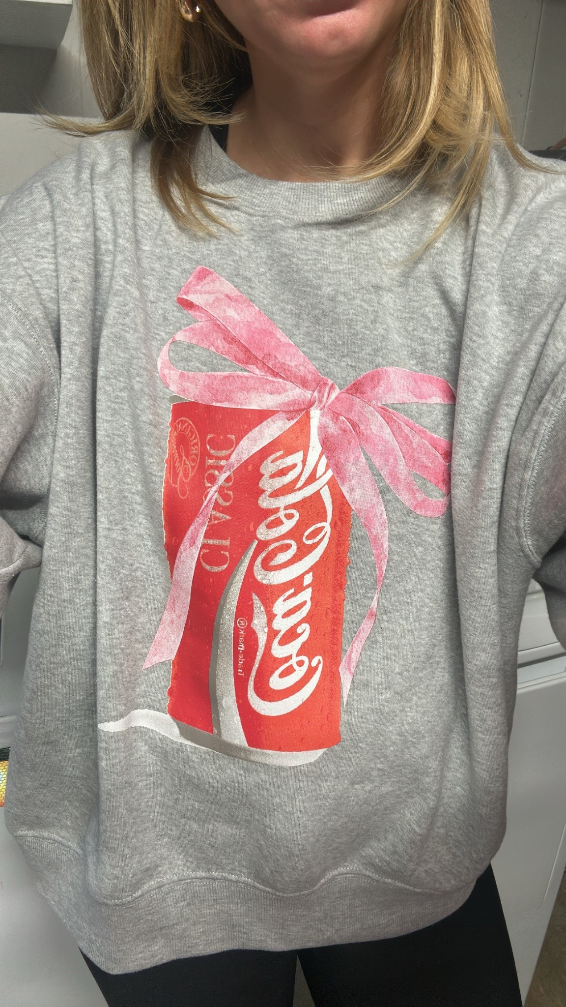 My sweatshirt is old from Target but I’ve linked several similar! 
The Coke with the bow is too cute!


#LTKFindsUnder50 #LTKStyleTip