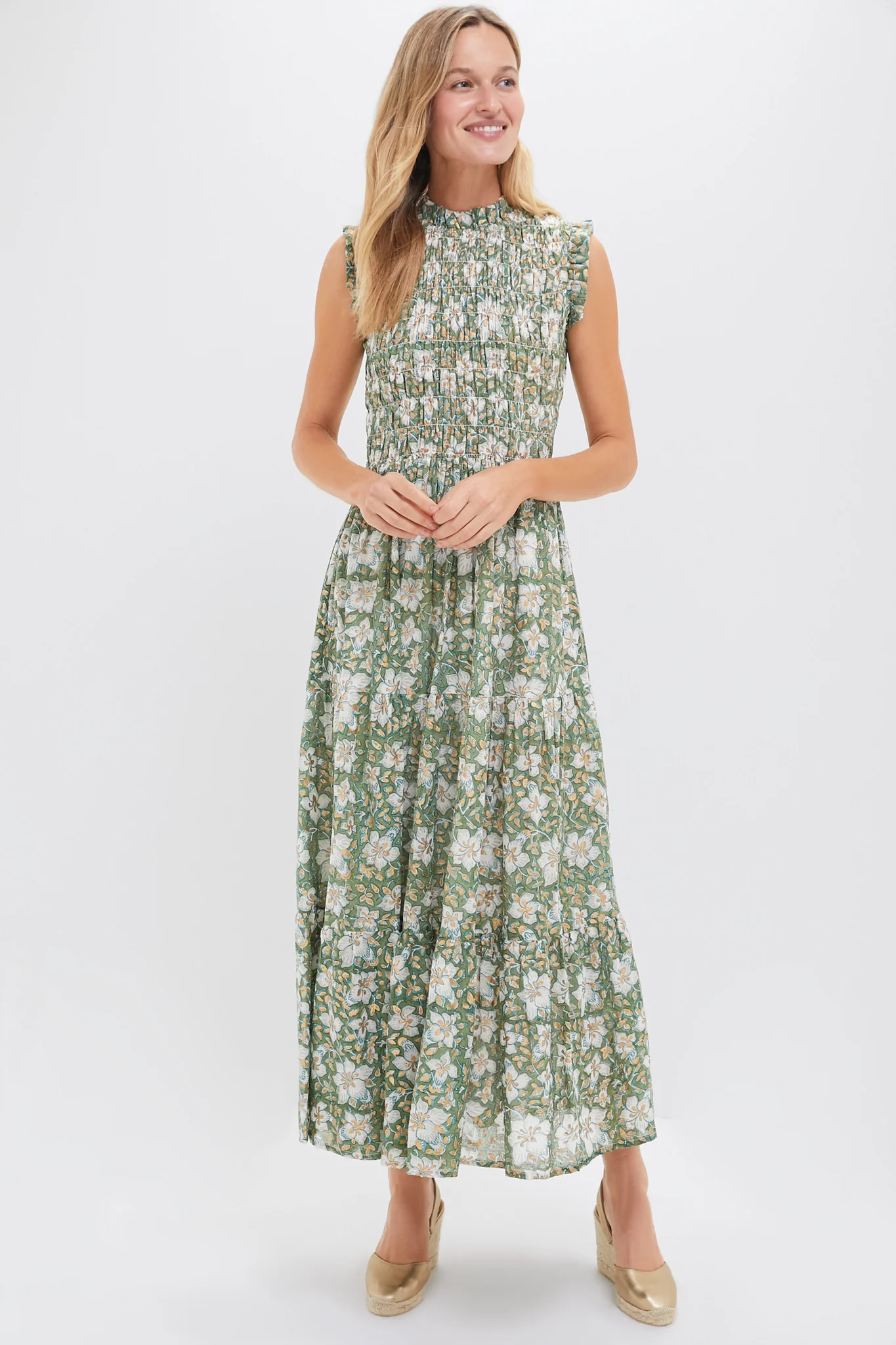 Ivy Olive Sleeveless Smocked Maxi Dress | Tuckernuck (US)