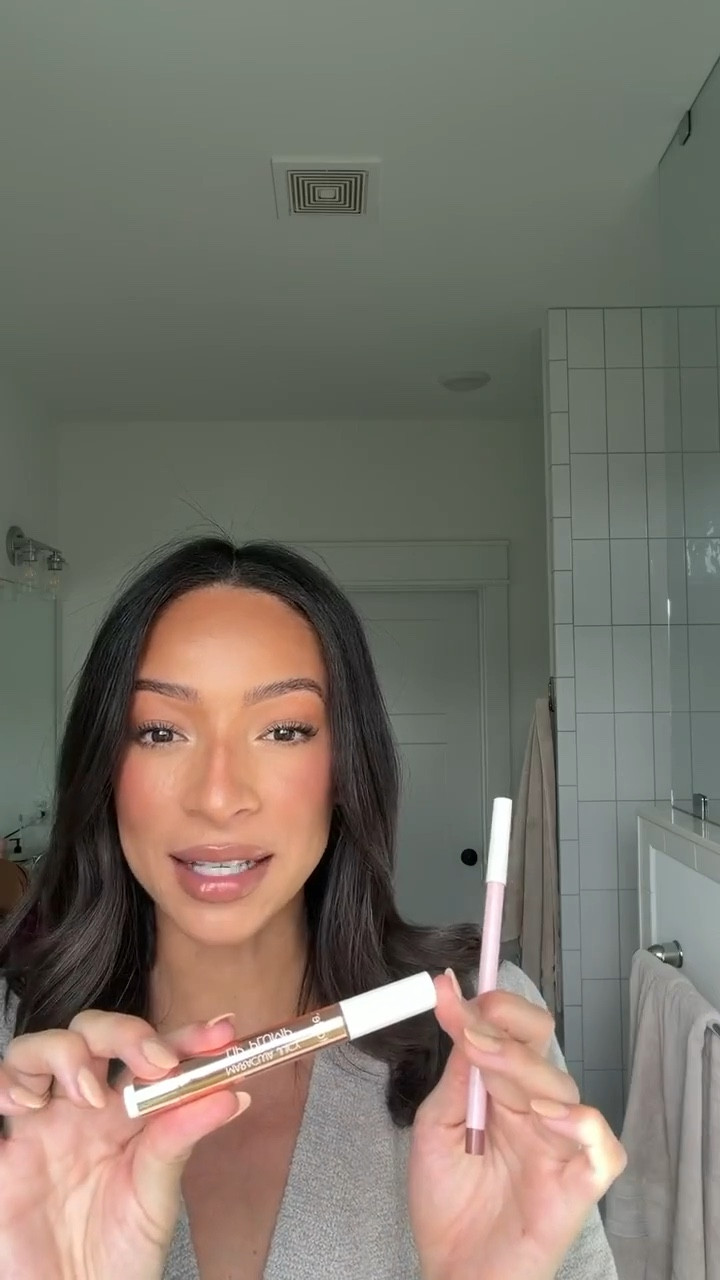 One of my favorite lip combos of all time is on SALE for $11 each with code SINGLESDAY!! At 60% OFF it literally feels like stealing 😆 Perfect time to grab for stocking stuffers and teacher gifts! I’m wearing shade “Nude” in the lip liner and shade “Peachy Beige” in the gloss! I also love shades “mixed berries” and “white peach” if you want to try a few while they’re on sale! 

#LTKFindsUnder50 #LTKSaleAlert #LTKBeauty