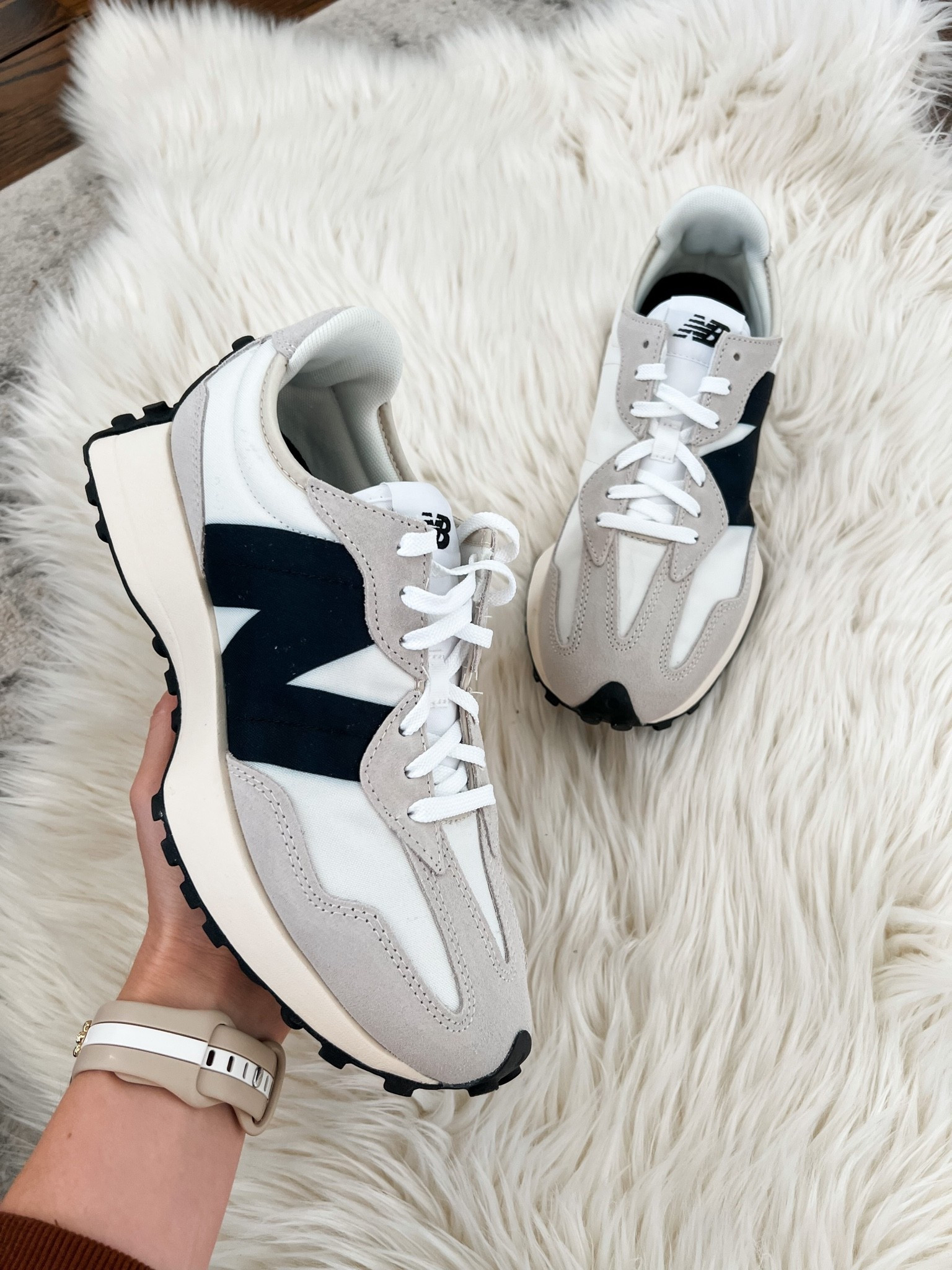 My favorite New Balance sneakers are part of the Nordstrom Anniversary Sale and this is such a good deal! I’d buy these again in a heartbeat. These are cool, comfy, go with everything. #nsale

#LTKSaleAlert