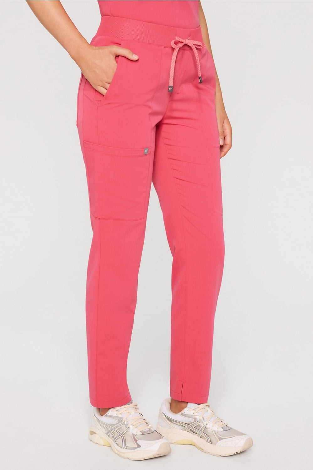 Ion Scrub Pant | Fabletics