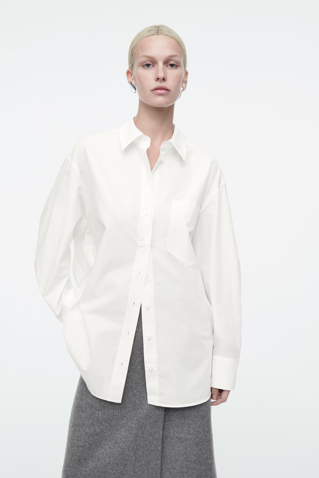 CHEMISE OVERSIZE OURLET ARRONDI - BLANC | COS (EU)