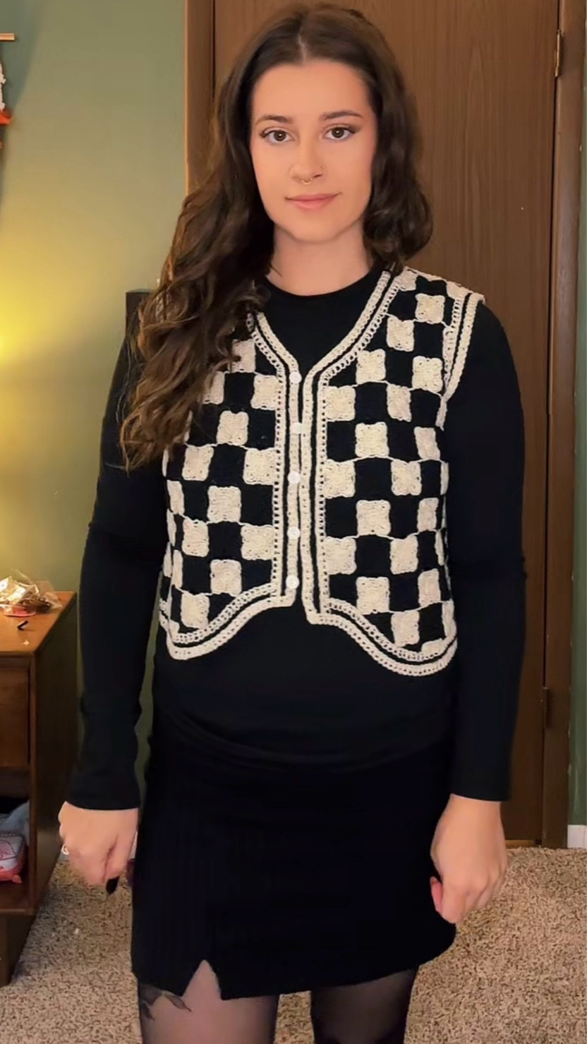 Alt checkered ootd 

#LTKFindsUnder100 #LTKMidsize #LTKStyleTip