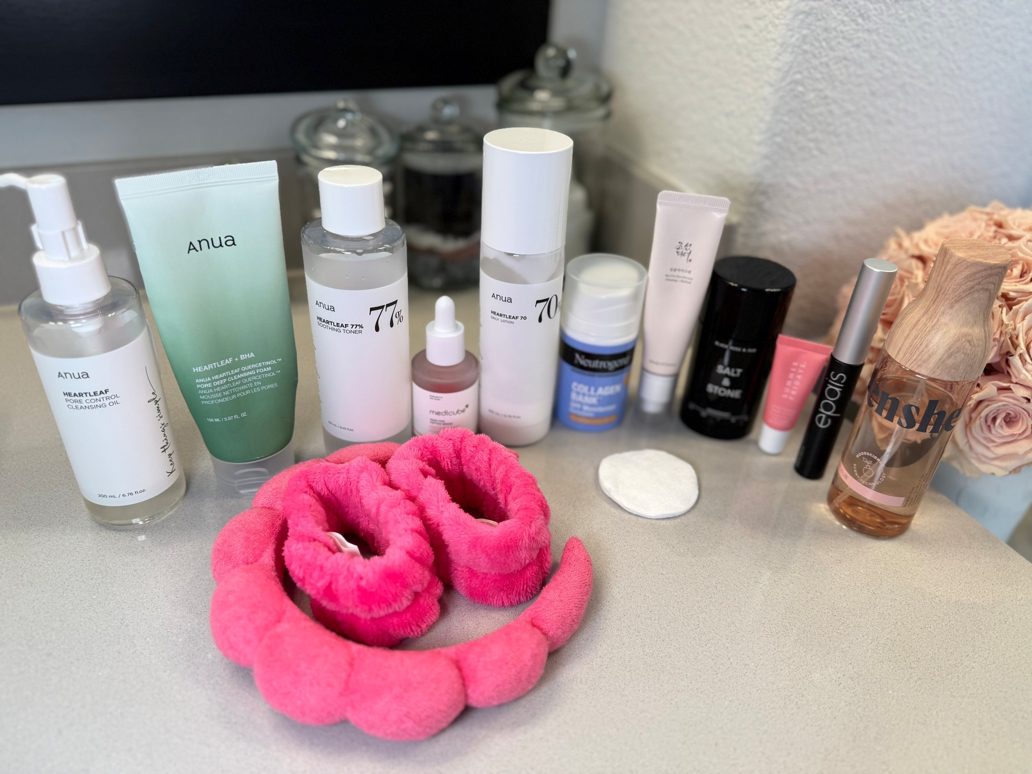 Morning Skincare routine 🧖‍♀️🤍

Skincare lover, skincare routine, loving these products, mom self-care, skincare product, mom in her 40s, mom over 40

#LTKFindsUnder50 #LTKItBag #LTKOver40