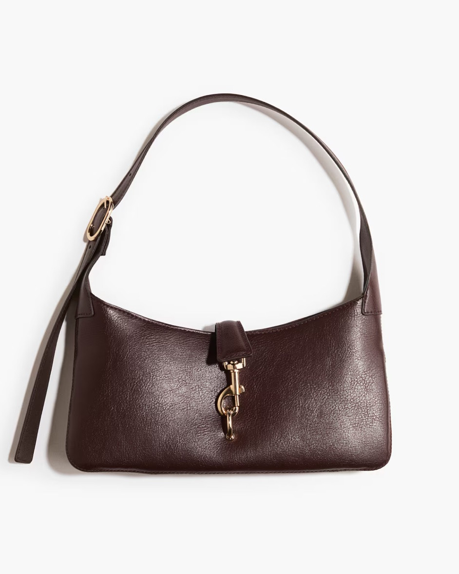 Brown faux leather shoulder bag

#LTKSeasonal