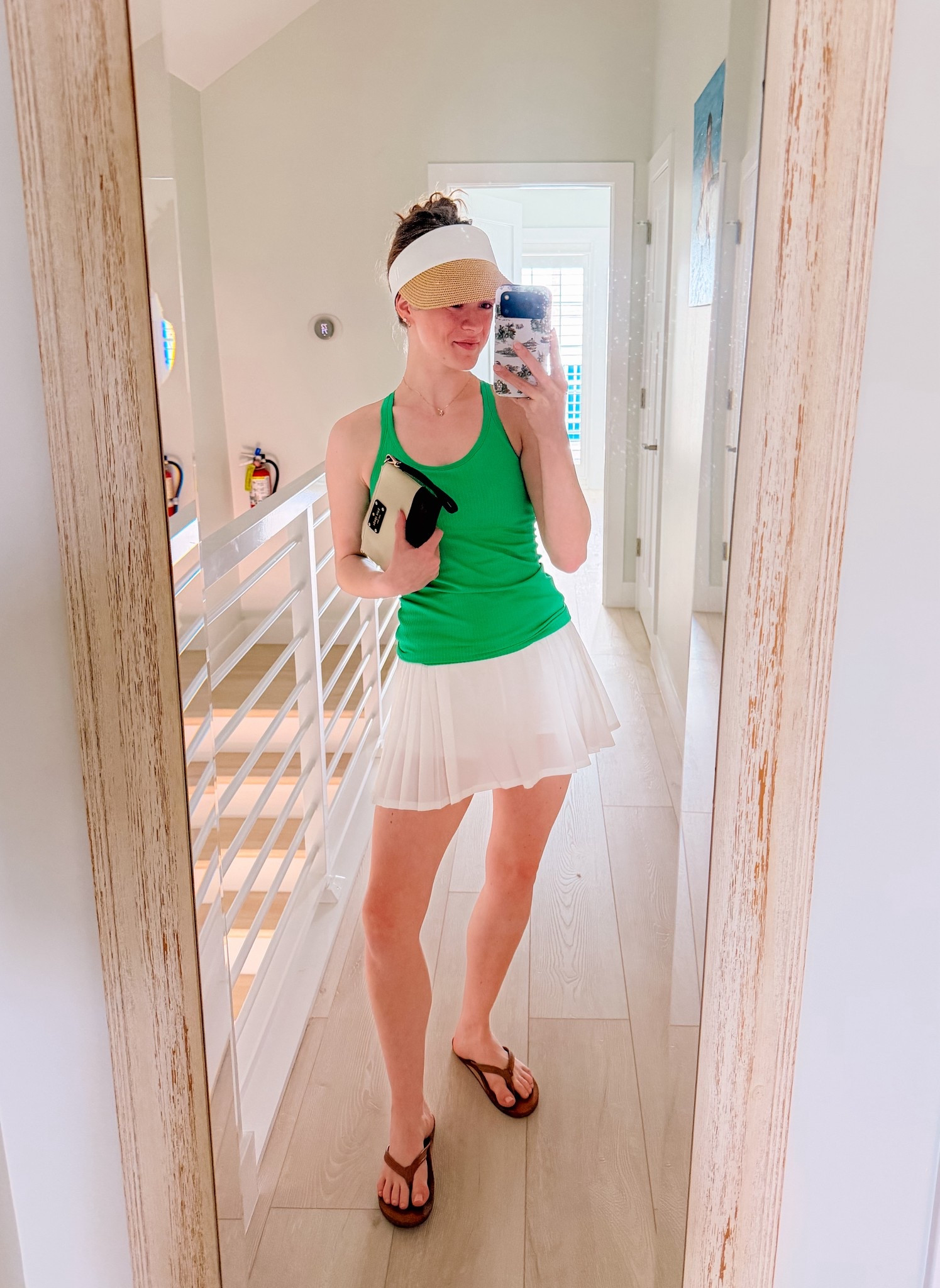 Quick boat trip to lunch!! ⛵️

#LTKTravel #LTKActive #LTKootd