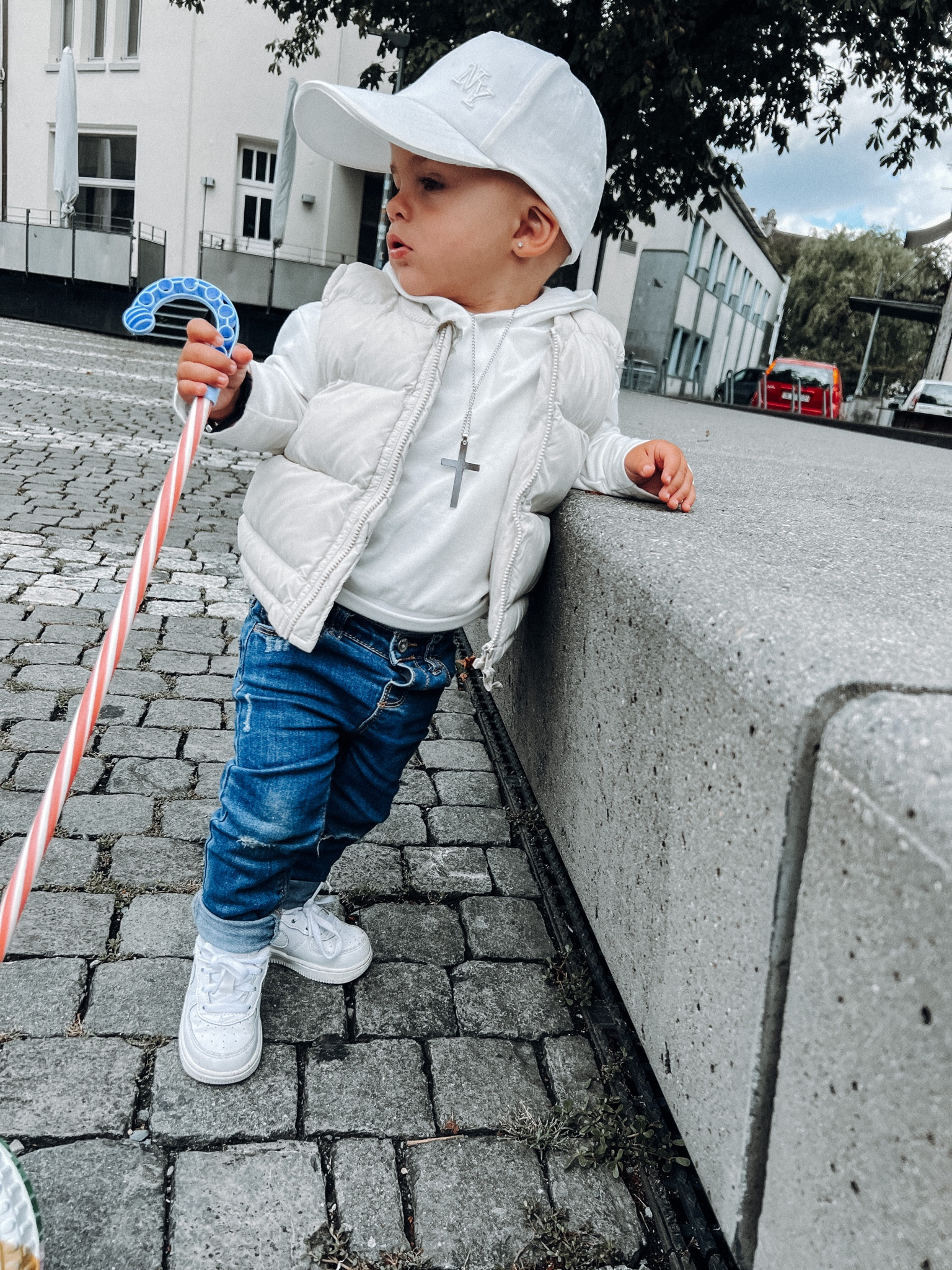 Folgen Sie ihm auf Instagram für mehr Outfit-Details @mailo.leandro oder auf Tiktok @mailo.leandro

Alter auf dem Foto: 20M

Babyboystyke, Baby-Outfit, süße Baby-Kleidung, Herbst-Baby, Baby-Mode

#LTKkids #LTKFind #LTKbaby