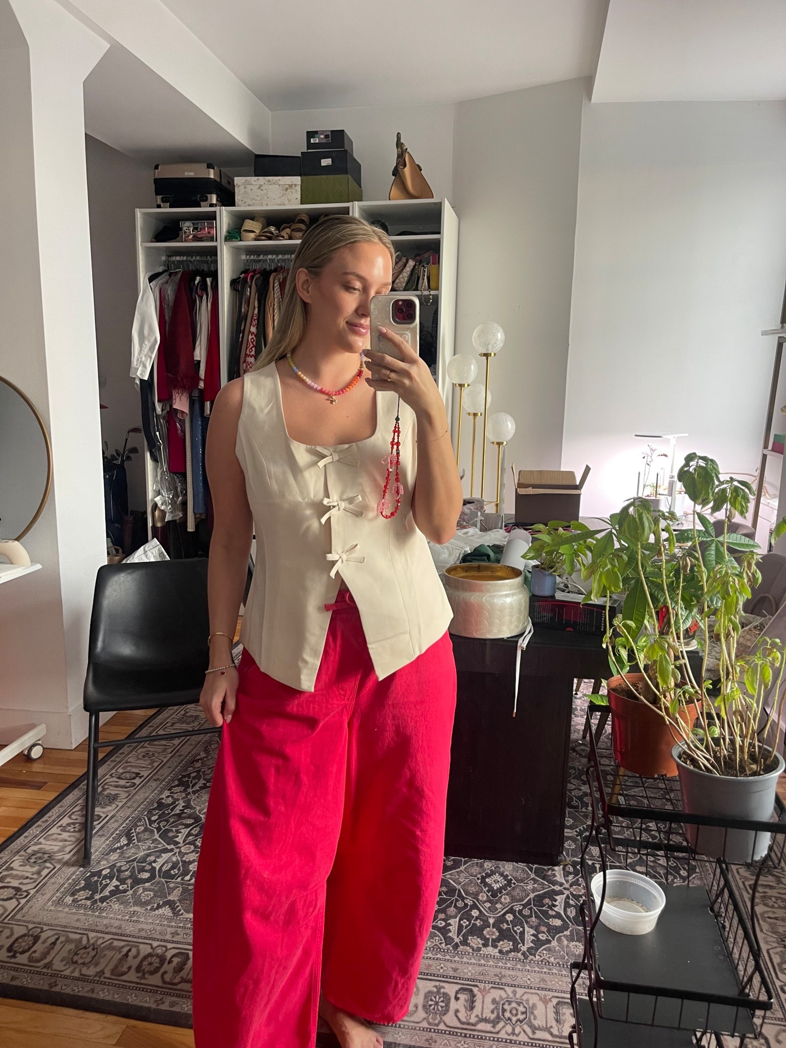 The cutest initial necklace from Amazon & I’ve been living in these coral barrel jeans on Fridays for casual date nights 

#LTKFindsUnder50 #LTKStyleTip #LTKFindsUnder100