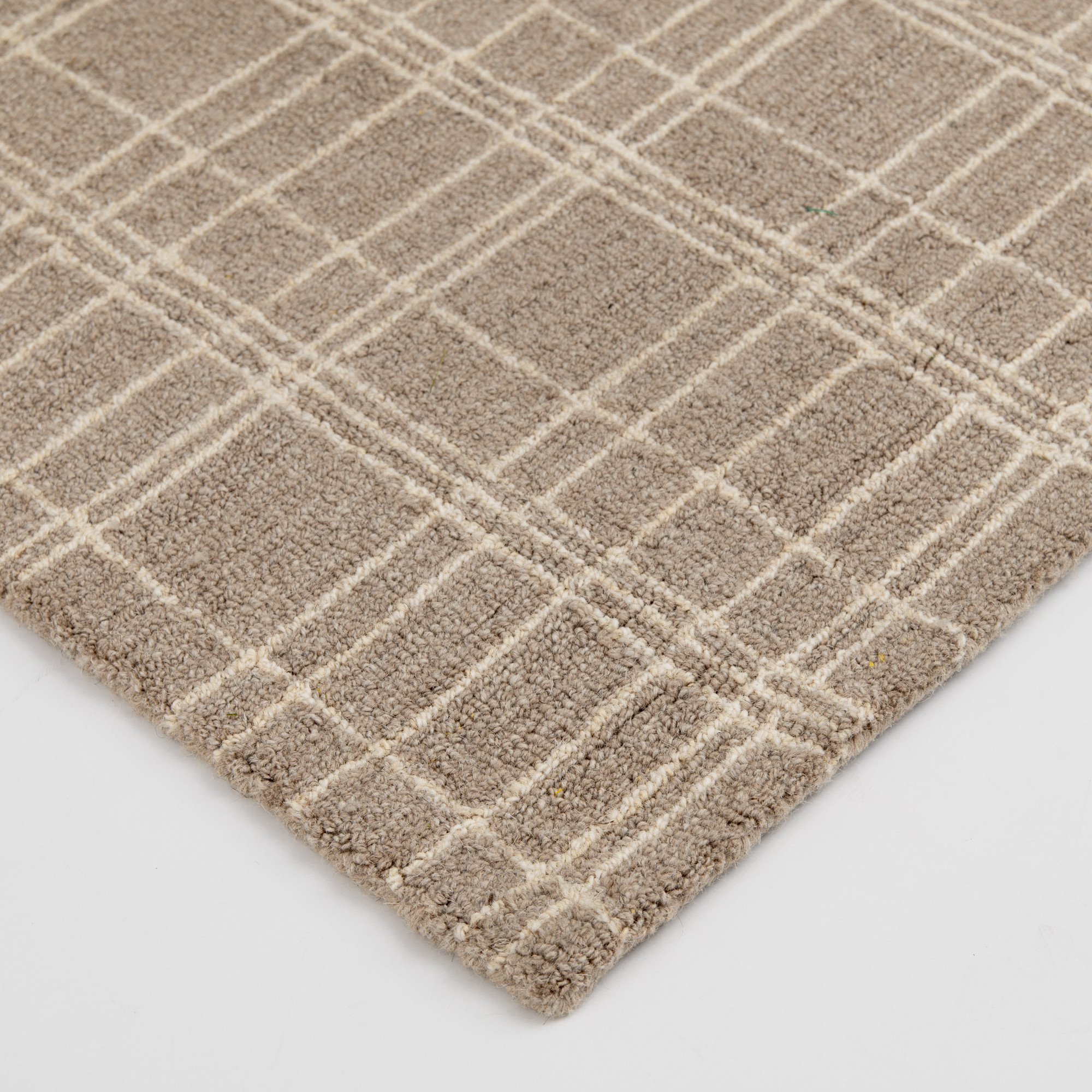 Better Homes & Gardens 7'10"x9'10" Beige Plaid Wool Indoor Area Rug | Walmart (US)
