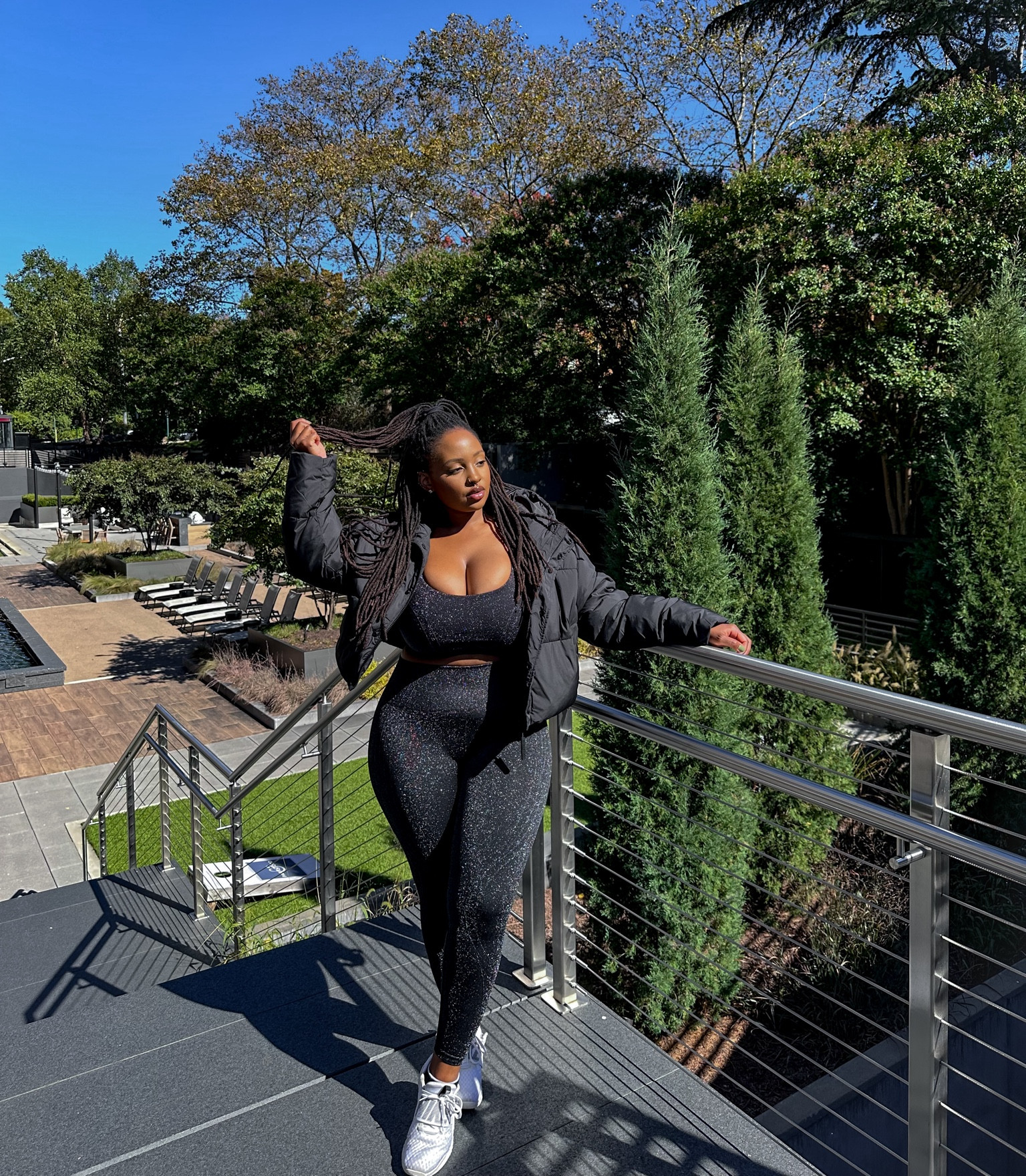 When you look good, you feel good and when you feel good, you do good. 

I show up to the gym looking my best so I can perform at my best! Still can’t get over the sparkle @fabletics 

This is a 4 piece set that comes with a sports bra, leggings, fleeced hoodie and a cropped puffer. 



#LTKSaleAlert #LTKFitness #LTKItBag