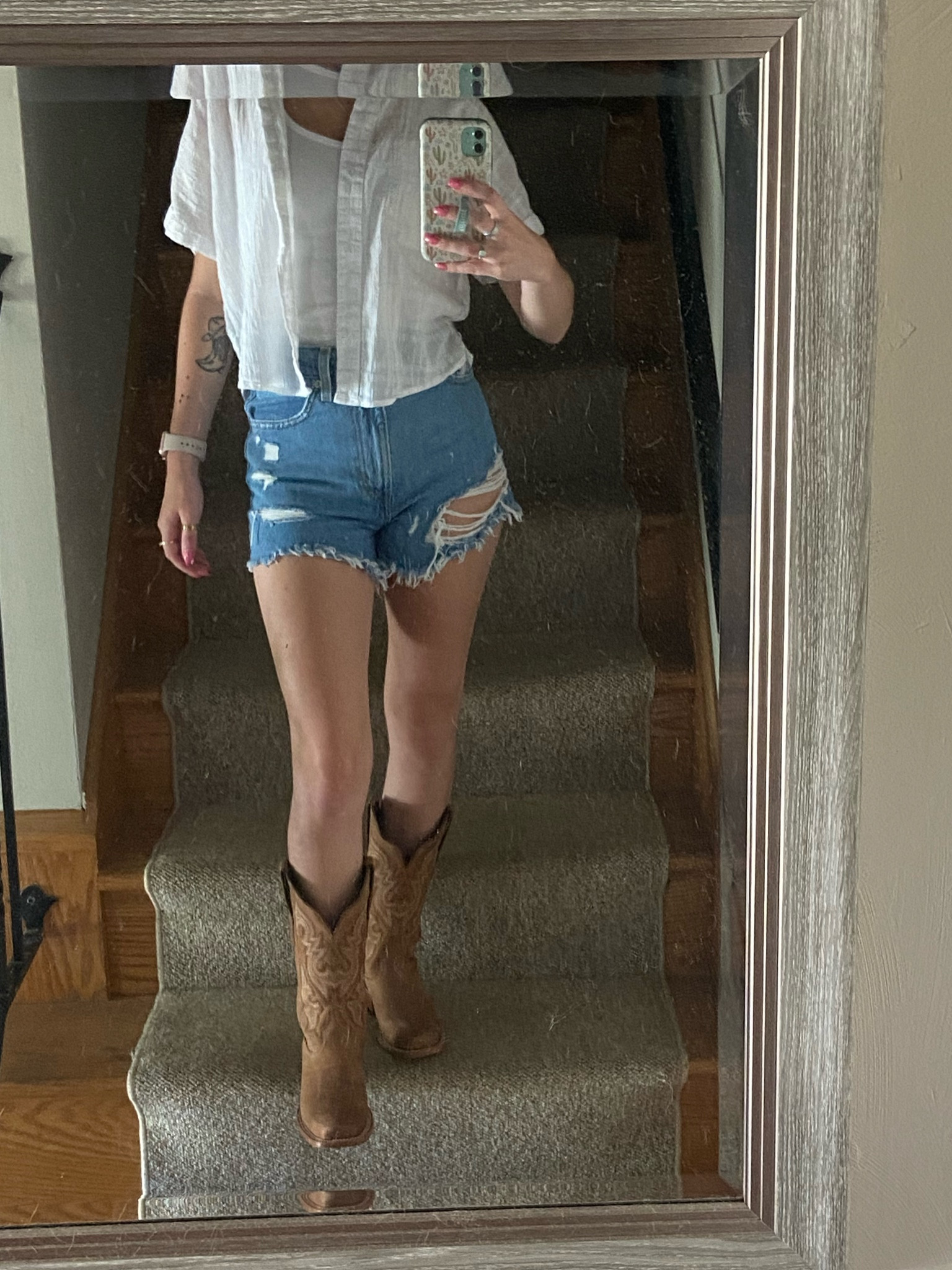 levi shorts have my heart 

#LTKSeasonal #LTKStyleTip #LTKFallSale