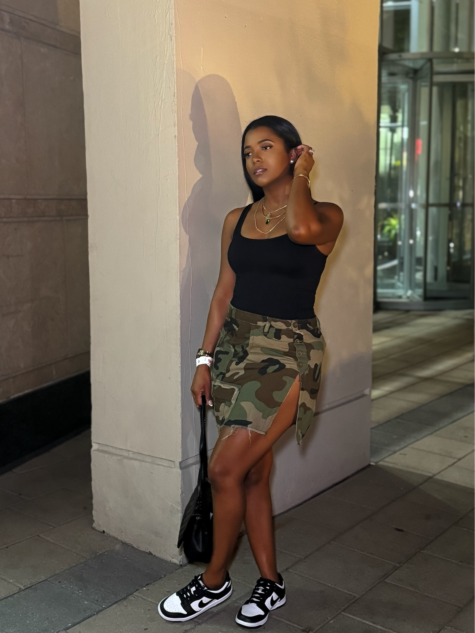 Can never go wrong with the color combo 🖤💚

#LTKU #LTKStyleTip #LTKFindsUnder100