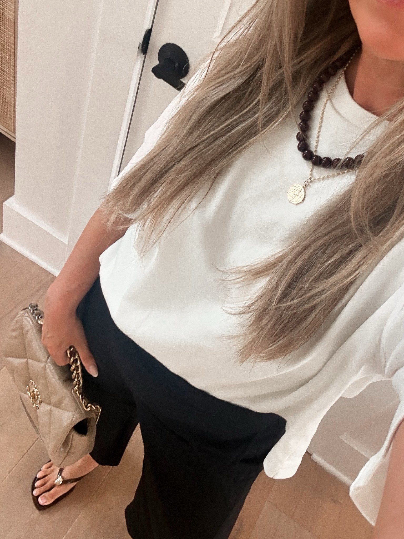 I live in these pants! They’re so Ruth the hype and so comfortable! Perfect easy everyday outfit! 

@Ruti

#LTKdayinmylife #LTKootd #LTKmomlife