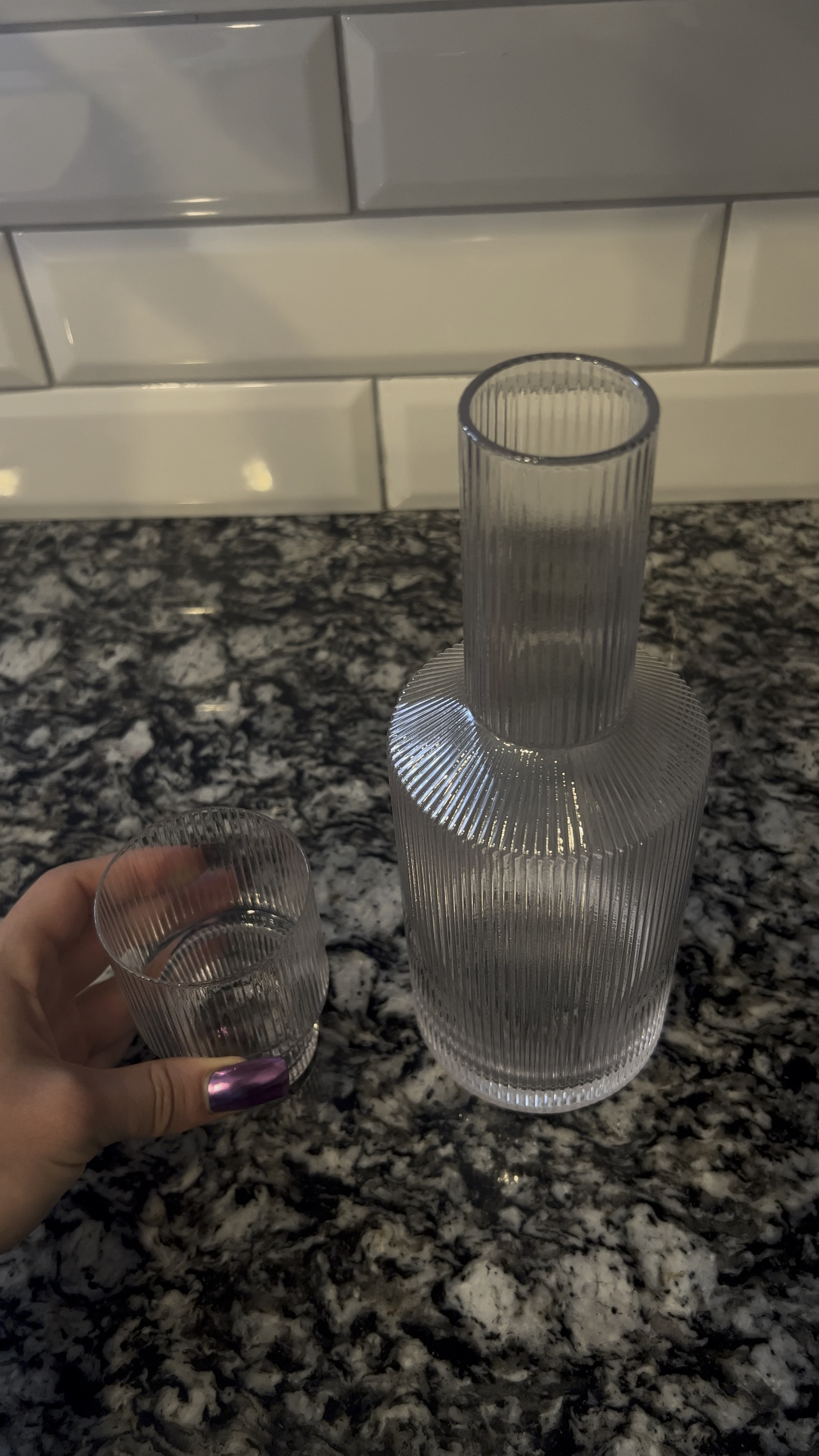 Textured round clear glass Carafe. Perfect for juice, water or any beverage👌
#giftguide 

#LTKSeasonal #LTKGiftGuide #LTKHoliday