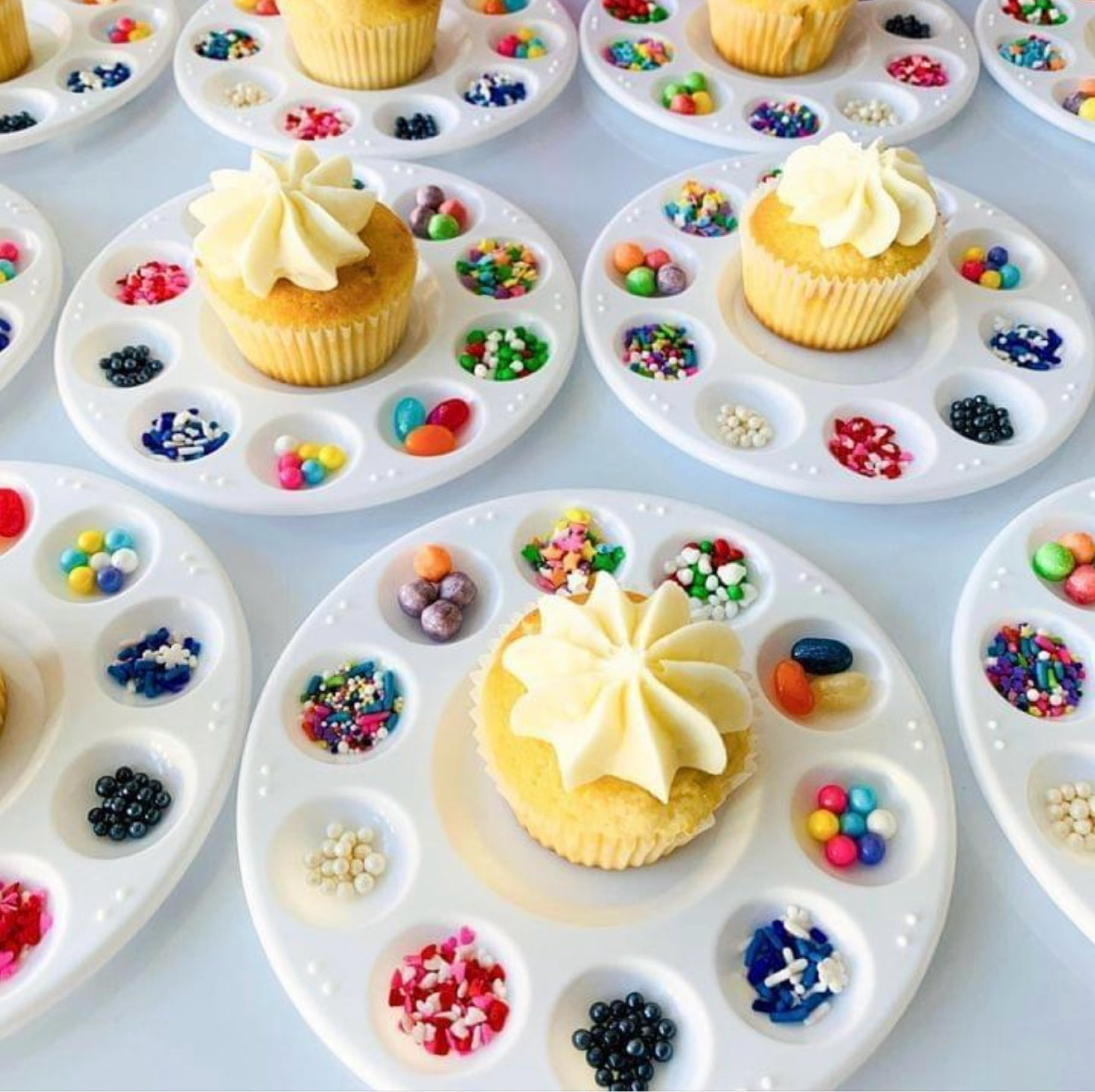 If you’re looking for a fun activity for a Valentines party (or any party), these are fun and delicious!

#LTKParties