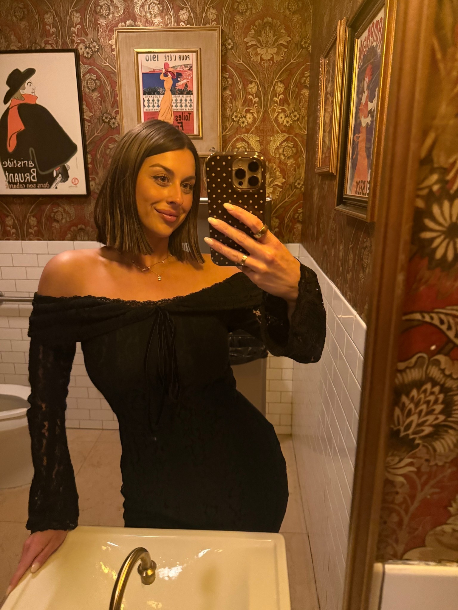 Dinner fit🖤 This dress from @Revolve is perfection 