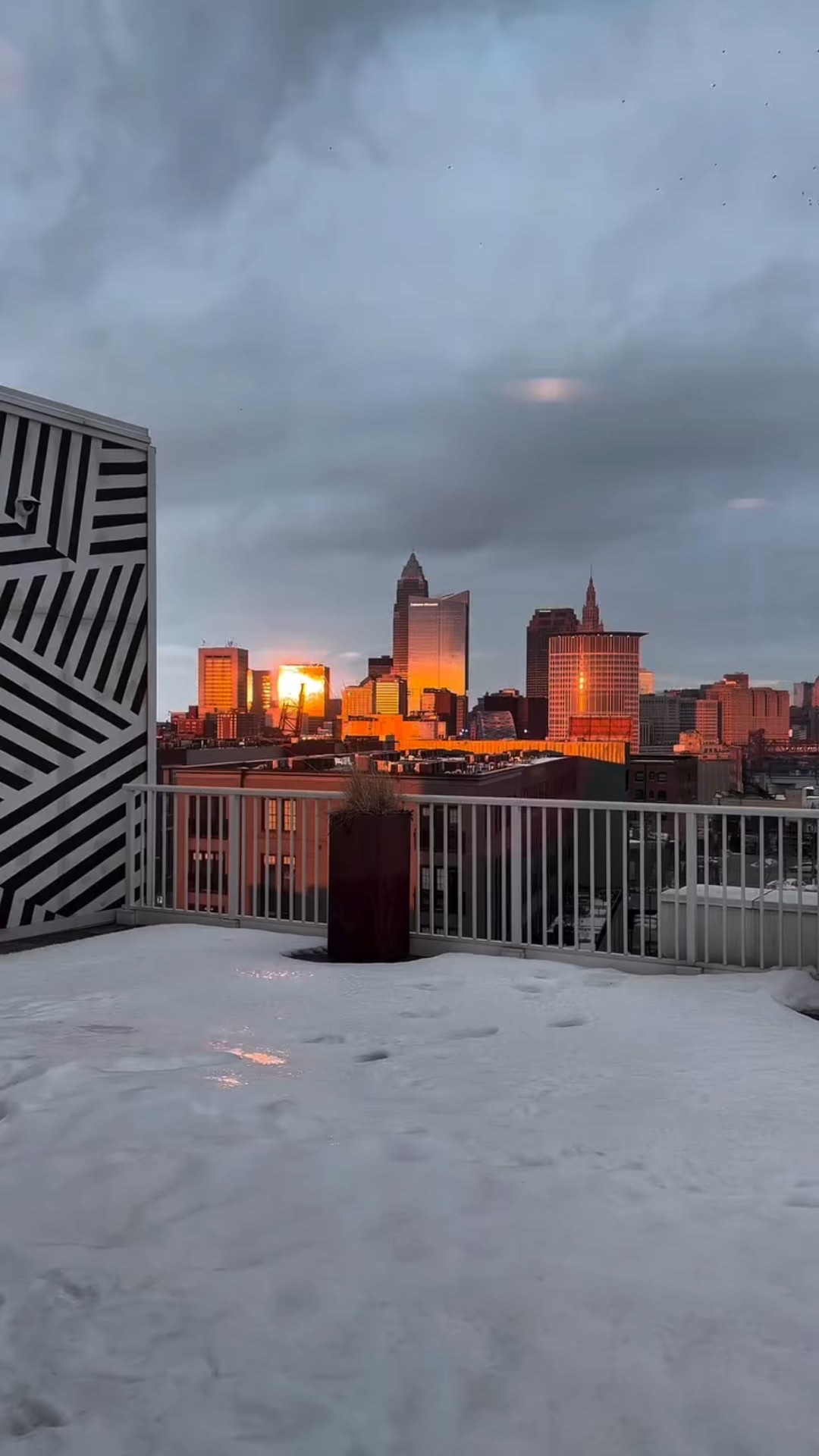 Galentines Pilates was perfect ❤️
Hosted by | @lvnpilates