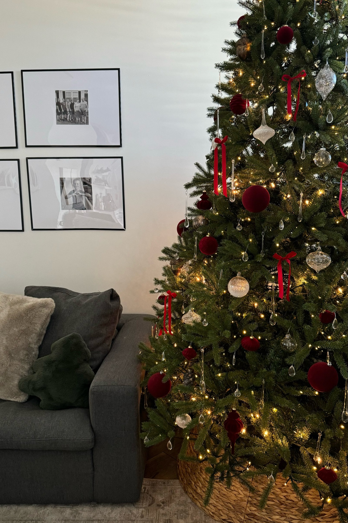 Red and glass themed Christmas tree 2024

#LTKHoliday #LTKSeasonal #LTKHome