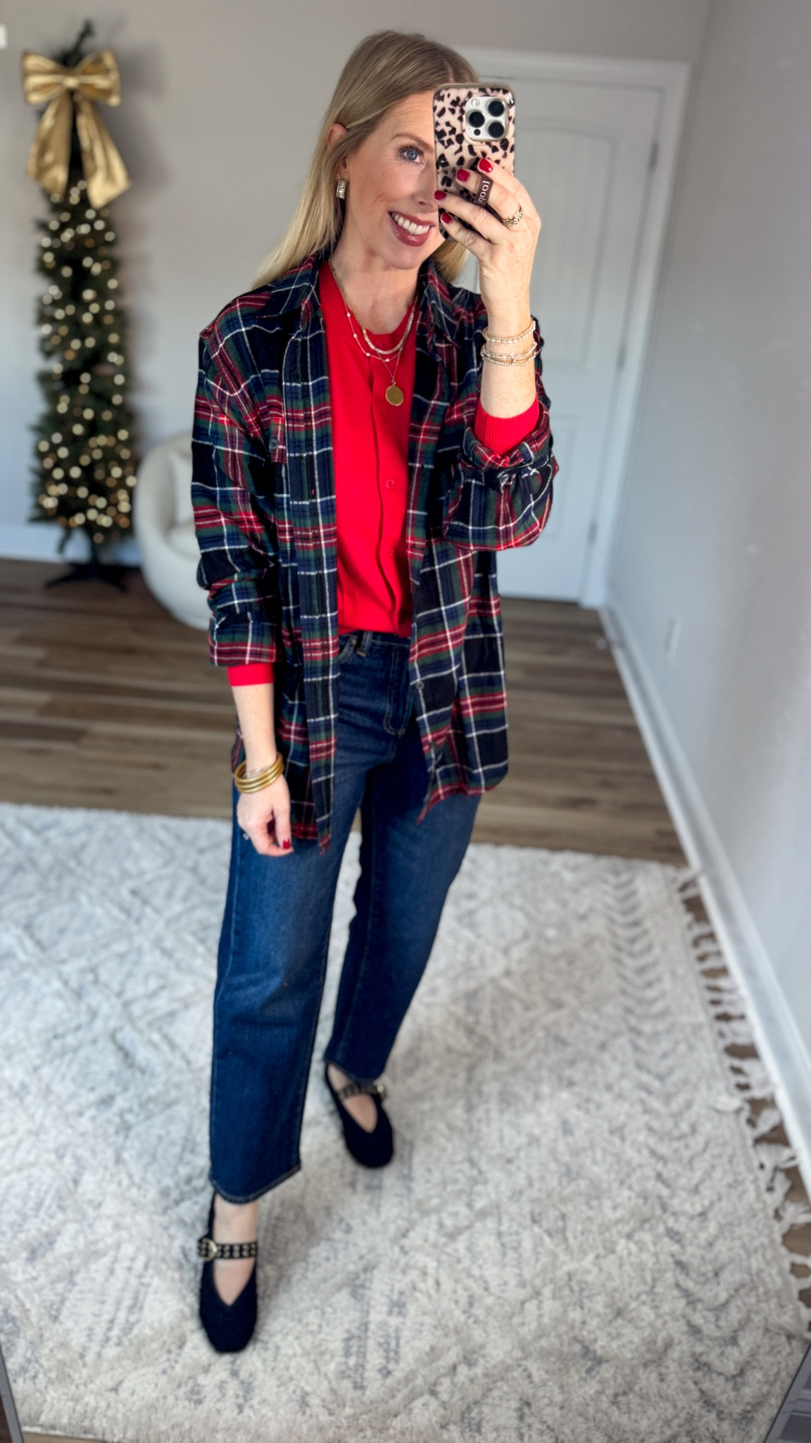 Weekend Walmart Wins SALE try-on
Men’s plaid flannel- medium 
Red cardigan- small
Ankle jeans- 4 

#LTKFindsUnder50 #LTKSaleAlert #LTKHoliday