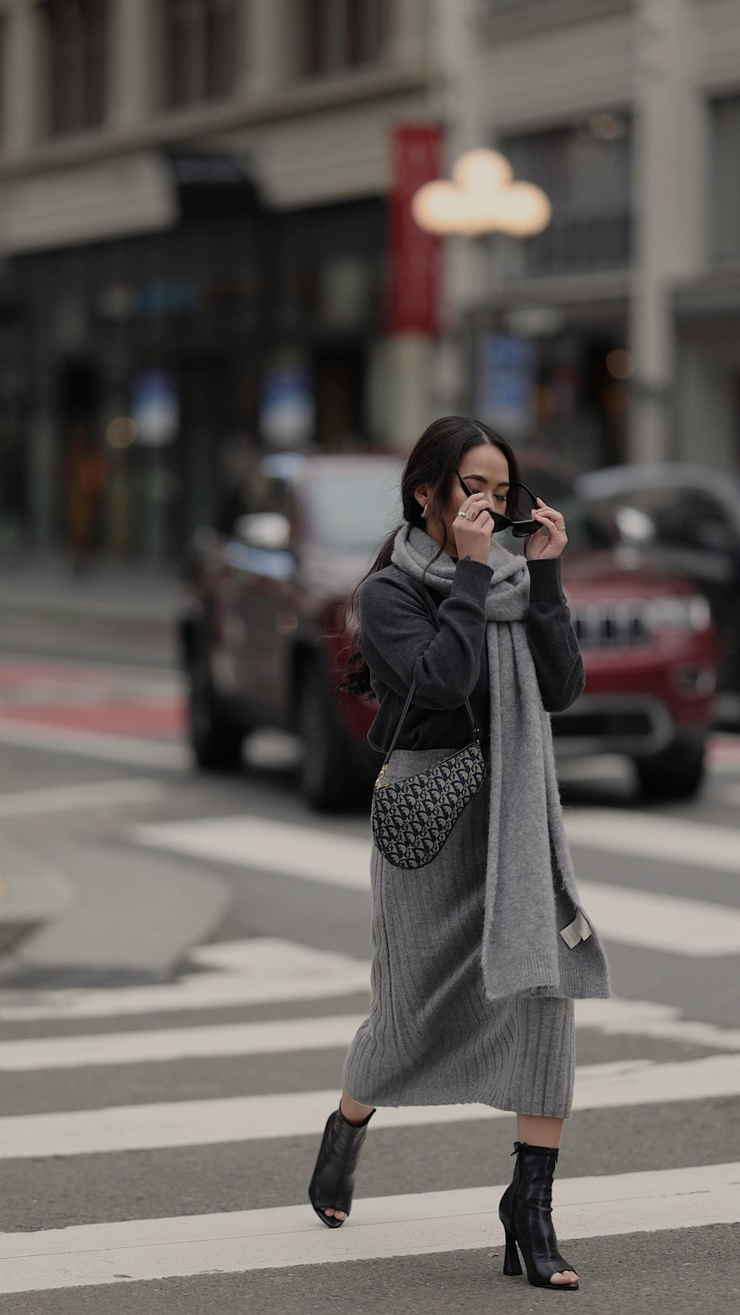 All gray casual chic outfit 🩶 Cozy, winter, fall, minimal, chic, neutral outfit #ad

#LTKVideo #LTKstyletip #LTKSeasonal