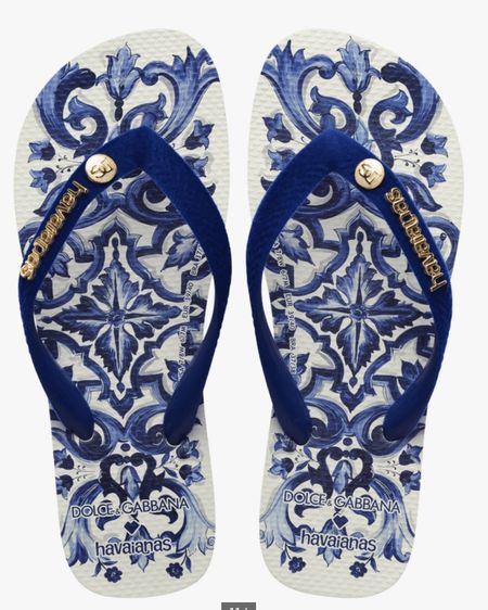 Top Dolce&Gabbana Blu Mediterraneo Flip Flops

Havaianas and Dolce&Gabbana have joined forces to create an irresistible collection of the most renowned beach sandals. This unique model is adorned with an iconic pattern from the fashion house – Blu Mediterraneo – featuring velvet straps embellished with the Havaianas metallic logo and D&G pearly domed ornaments

#LTKStyleTip #LTKShoeCrush #LTKSwim