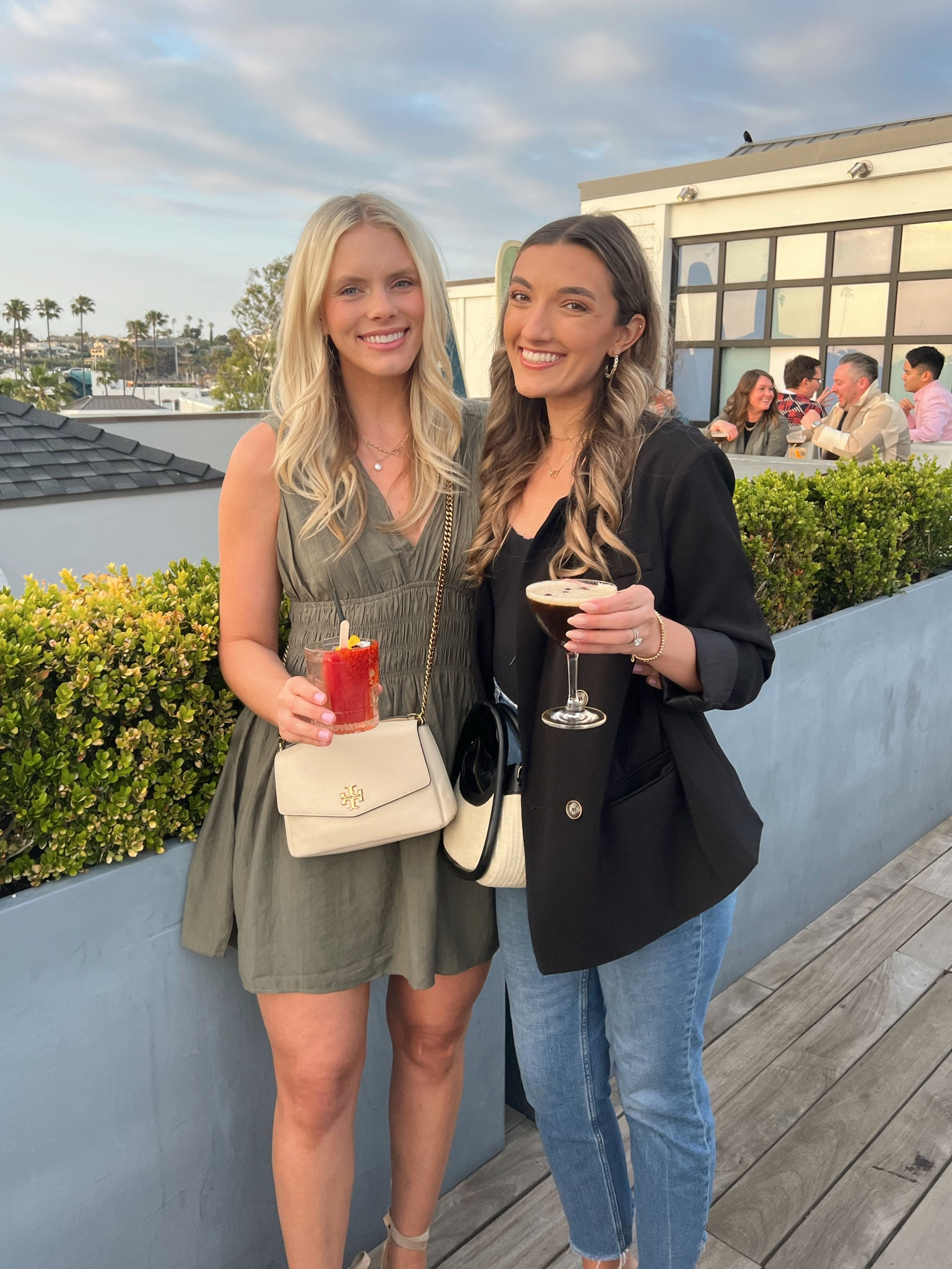 Dress runs TTS, wearing a medium tall

#summerdresses #sunmerootd #minidress

#LTKSeasonal #LTKfit #LTKunder100