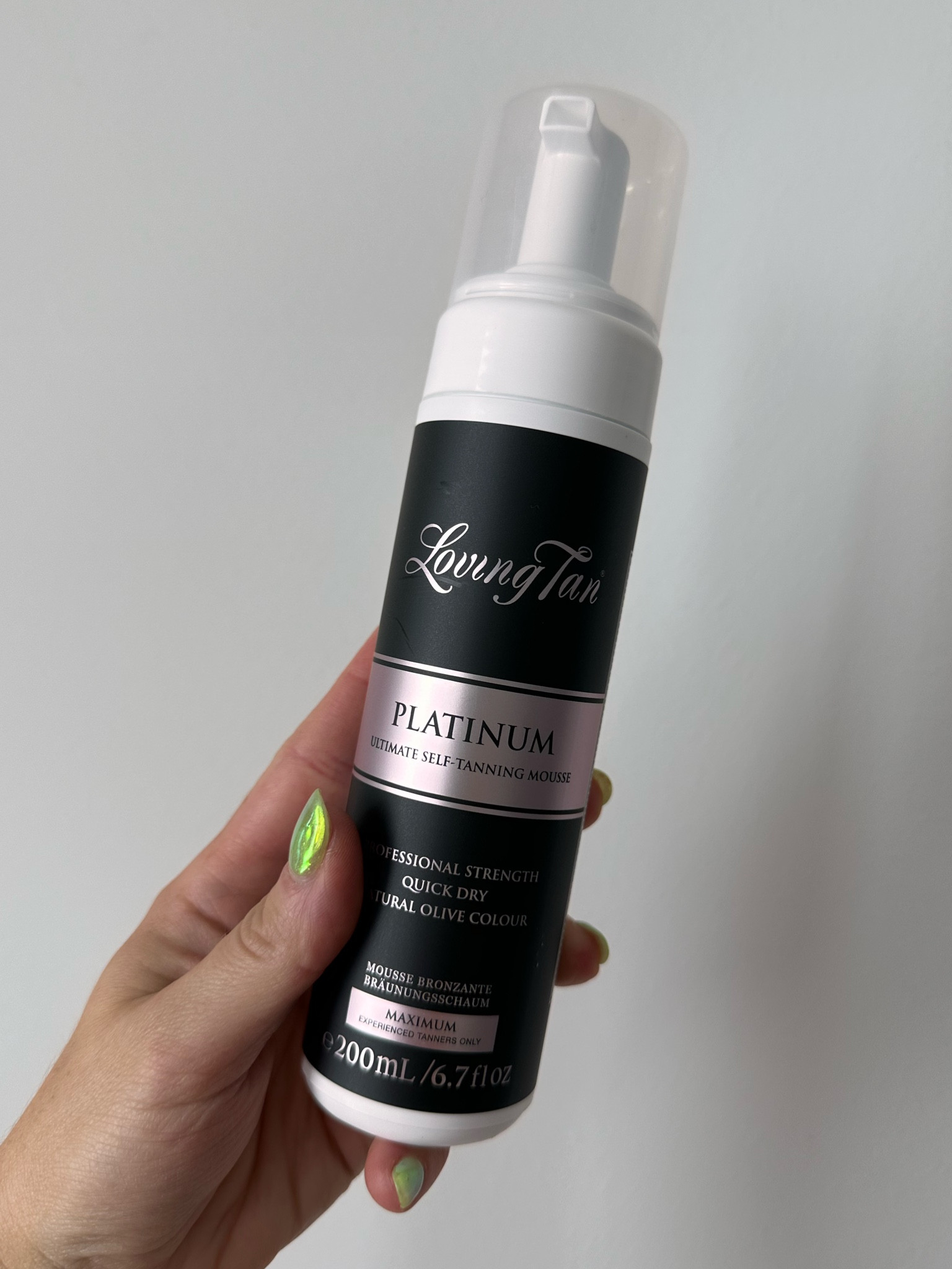 Just restocked my fav self tanner! 

Finally grabbed the bigger bottle!

Self tanner, self tanner, tan at home, fake tanner, best self tanner, tan body, glowy skin 

#LTKBeauty #LTKU