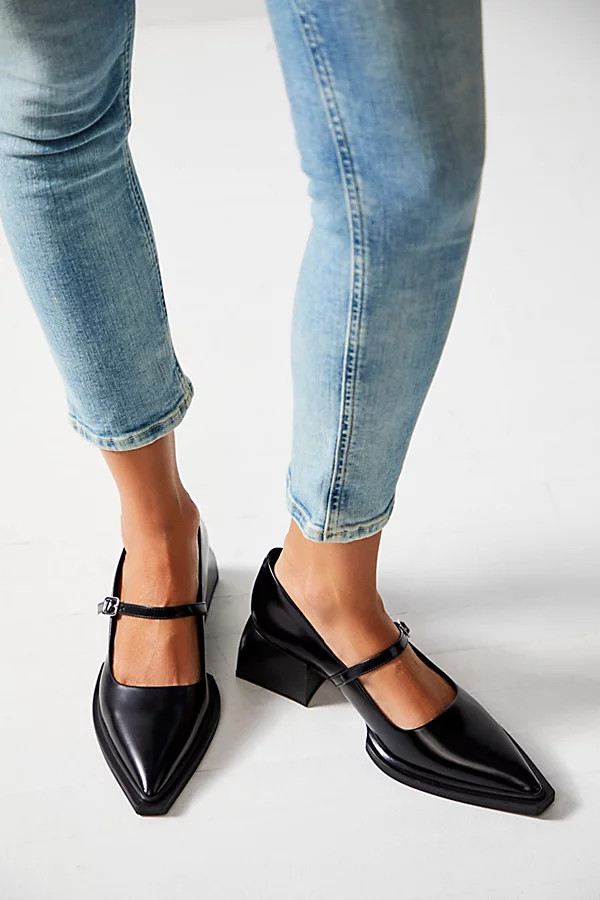 Talons Vivian Vagabond par Vagabond Shoemakers en Noir, pour femme taille: EU 40 chez Free People | Free People FR