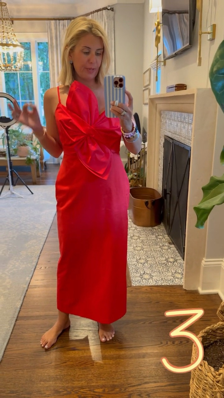Back in stock!!! Oh how gorgeous!! I have a wedding soon and this will be perfection. I’m wearing a size small and 8 heel.

#LTKdayinmylife #LTKootd #LTKmomlife