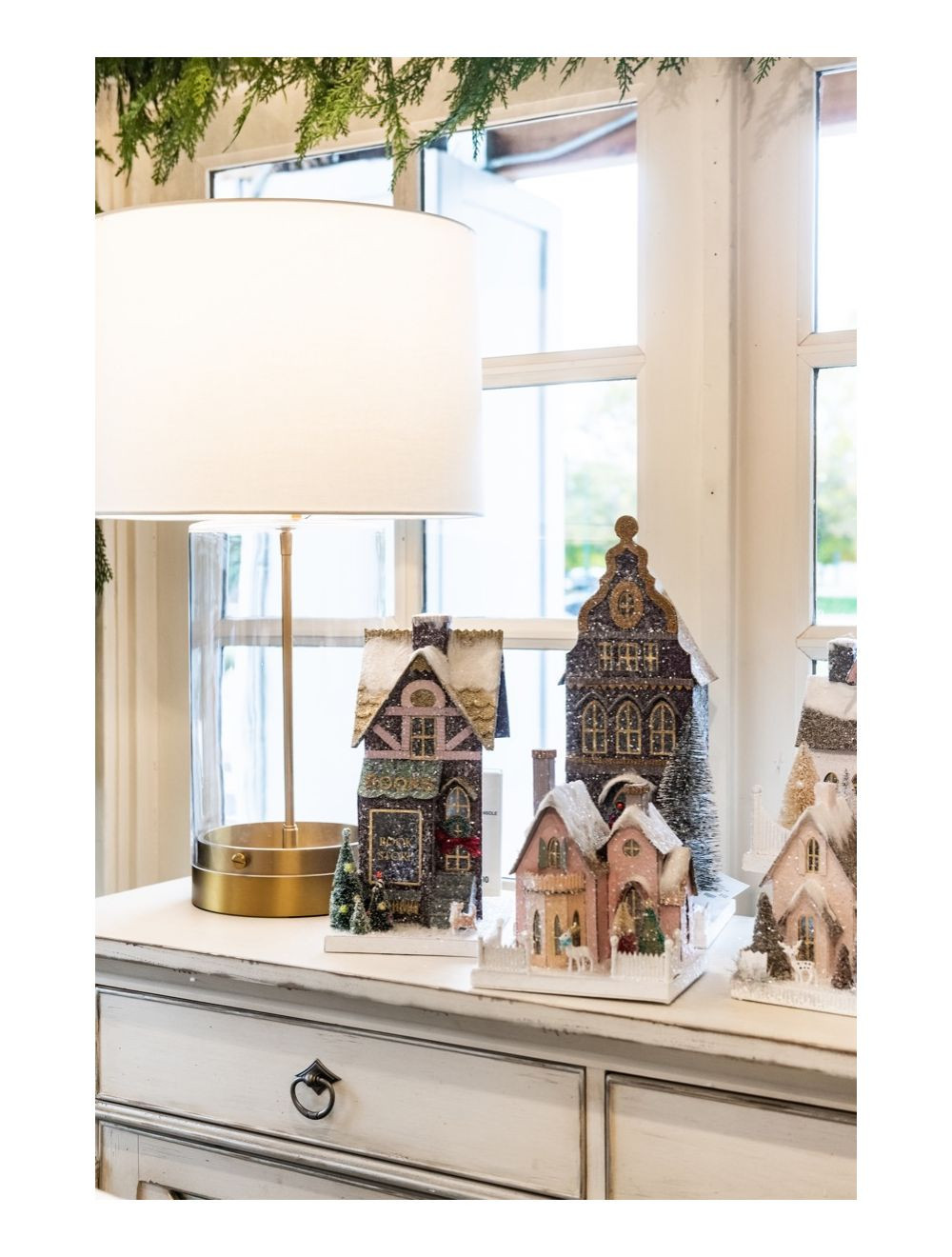 BOOK SHOP | Gatehouse No.1