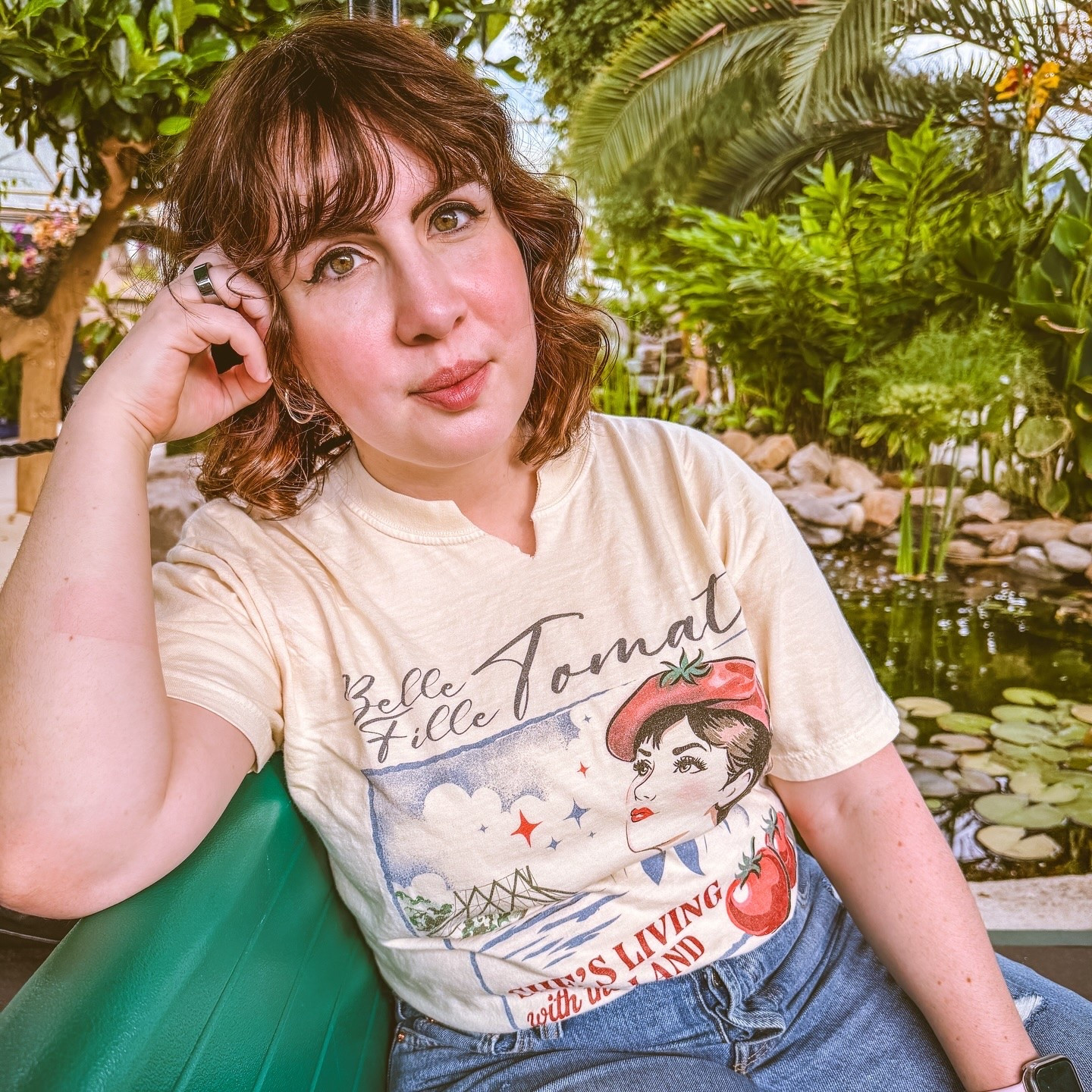 We all know you vibe with the pan flute at the end of living with the land and all have a spirit animal in the ending people. If your spirit animal is the tomato girl then boy do I have a shirt for you, courtesy of @thequirkymouse