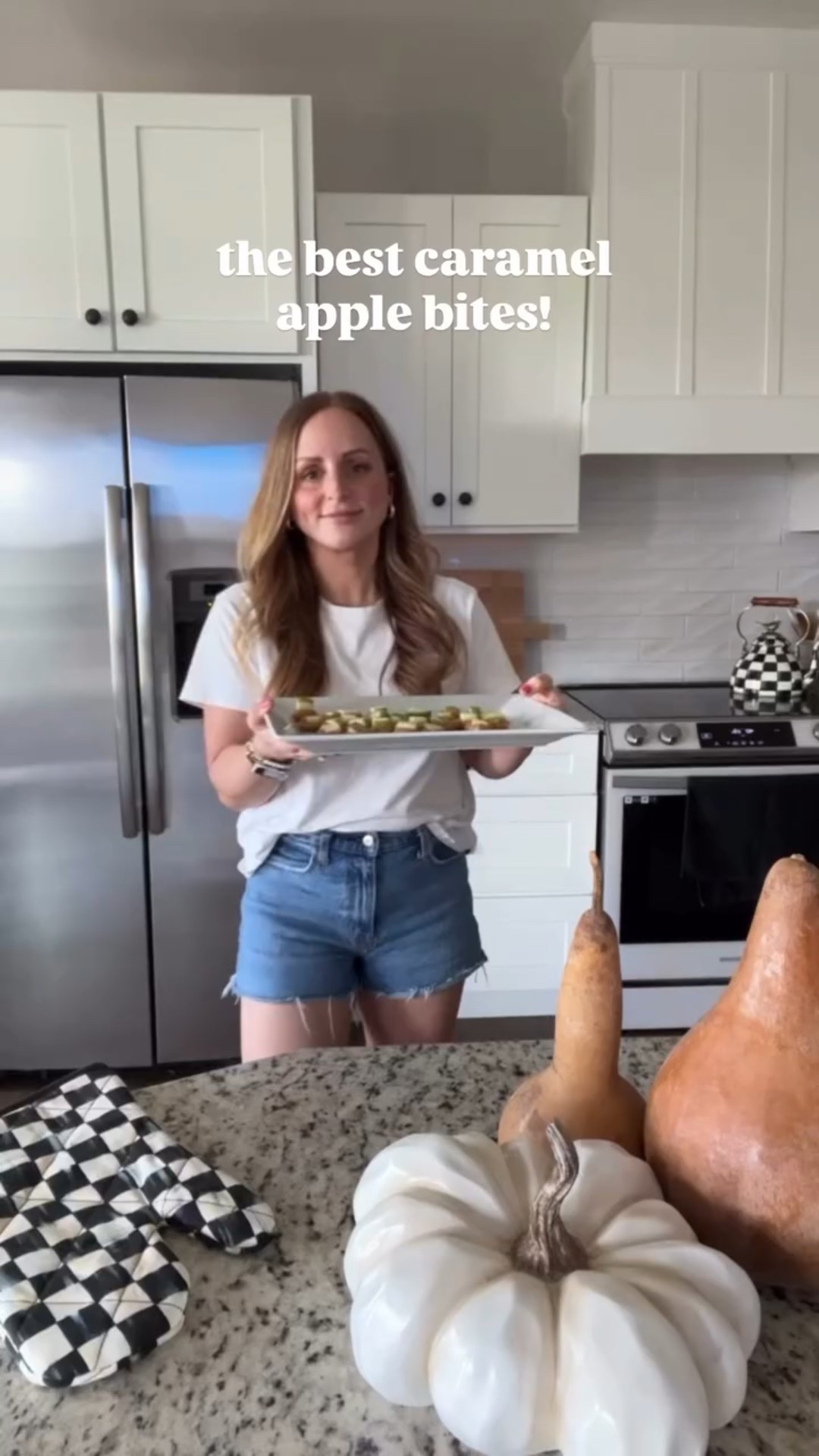 🍂🍏 CARAMEL APPLE BITES 🍏🍂

Imagine biting into a tasty salted caramel apple — that’s exactly what this tastes like!! It’s SO GOOD! 

What you’ll need:
square pretzel snaps (I used Snyder’s) 
caramel candy squares (I used Kraft)
Granny Smith apple pieces 

Lay out your parchment paper, preheat the oven to 250 and then lay out all your pretzels. Add caramels on and then put in the oven for 8 minutes. Add apples and let cool! 

Save for later and share with your friends!! ENJOY!!🫶🏼🍂

These are the best desserts for parties, game days or treats on the go!! #fallsnacks #caramelapples #dessert #yum

#LTKHome #LTKSeasonal #LTKParties