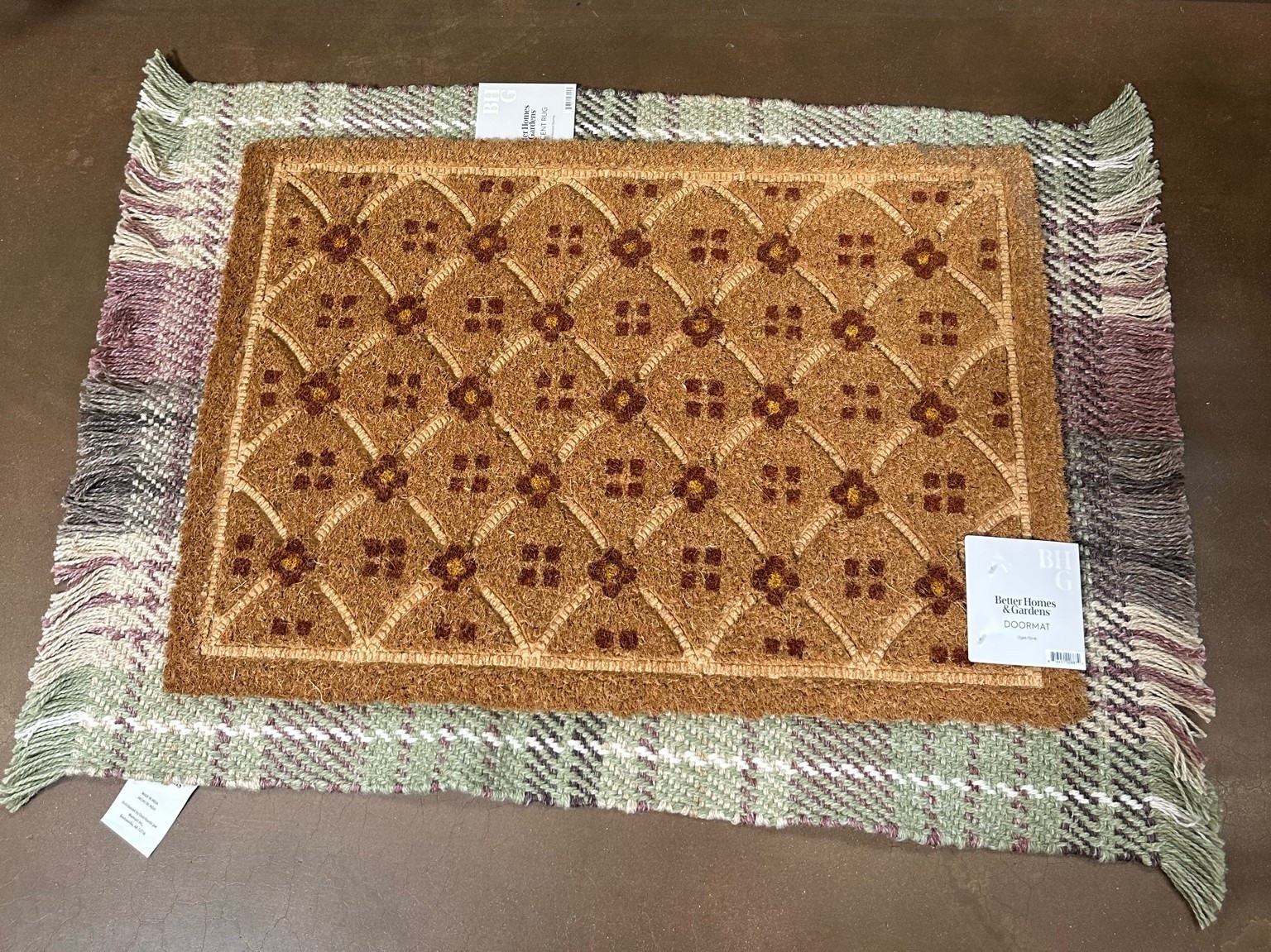 Fall rugs. Add these two rugs to the front door for those cozy layers for Fall!

Plaid rug
Flannel rug
Front door rug 
Rug 
Fall entryway 
Autumn 
Walmart fall decor 
Home decor 
Front door 
Vintage 
Cozy cottage 
Mums 
Pumpkins

#LTKxWalmart #LTKSeasonal #LTKHome