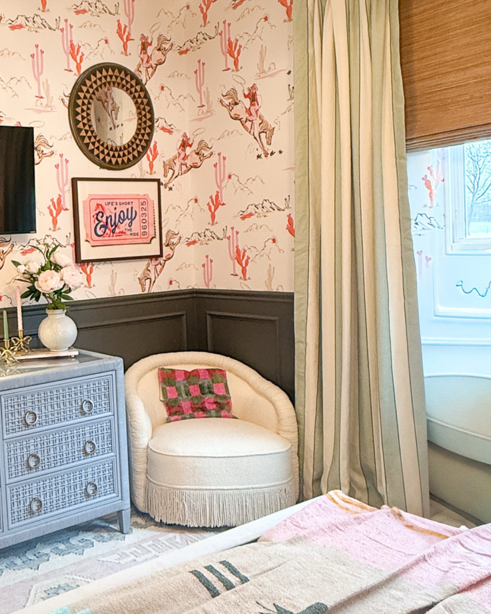 Girl’s room goals

#LTKValentine #LTKKids #LTKHome