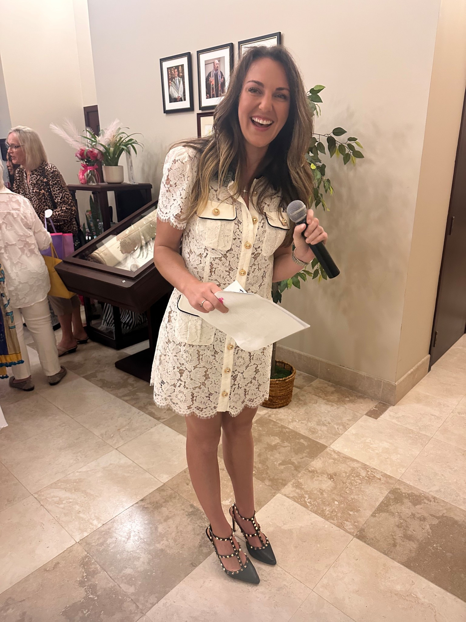 Having fun emceeing for the Children’s Museum #workwear #emcee #versatile #dress #workdress #whitelace