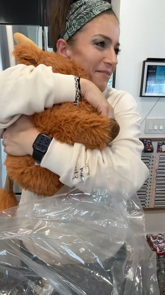 I turn into an absolute child when soft plush things arrive! This weighted plush is the perfect thing to calm and cuddle!
#plush #plushies #anxietyrelief #calming
#highlandcow

#LTKHome #LTKFamily #LTKKids