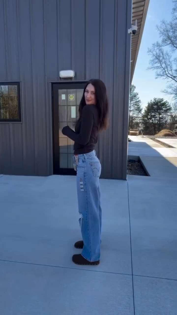 These best selling Amazon jeans went on sale! I did the  size 27”



#LTKSaleAlert