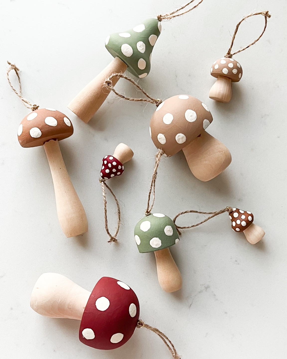 Zerodeko 40pcs Wooden Fruit Ornaments Artificial Mushroom Wood