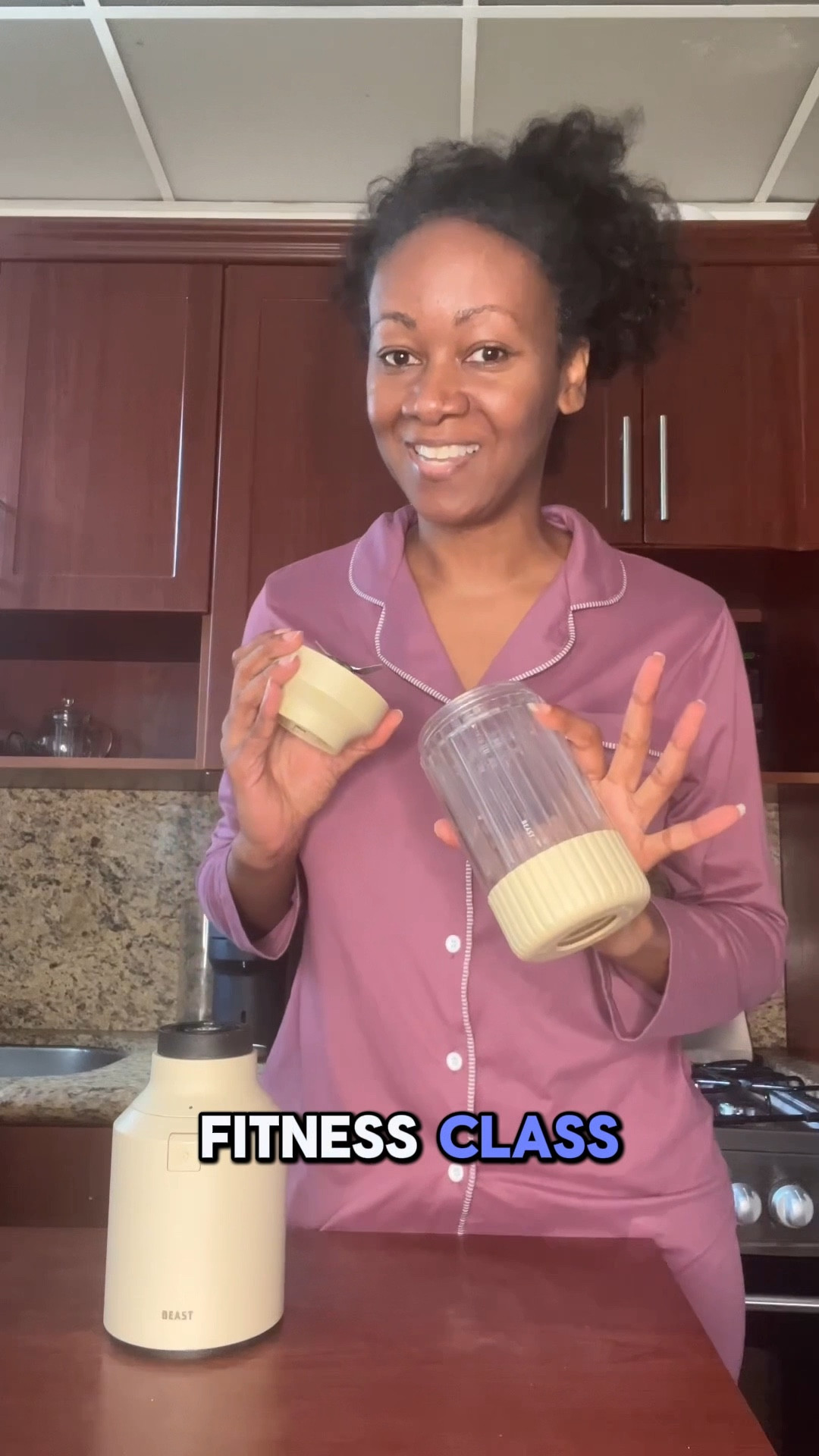 My first Lagree class but first… my morning smoothie. Also trying creatine for the first time…

#LTKOver40 #LTKActive