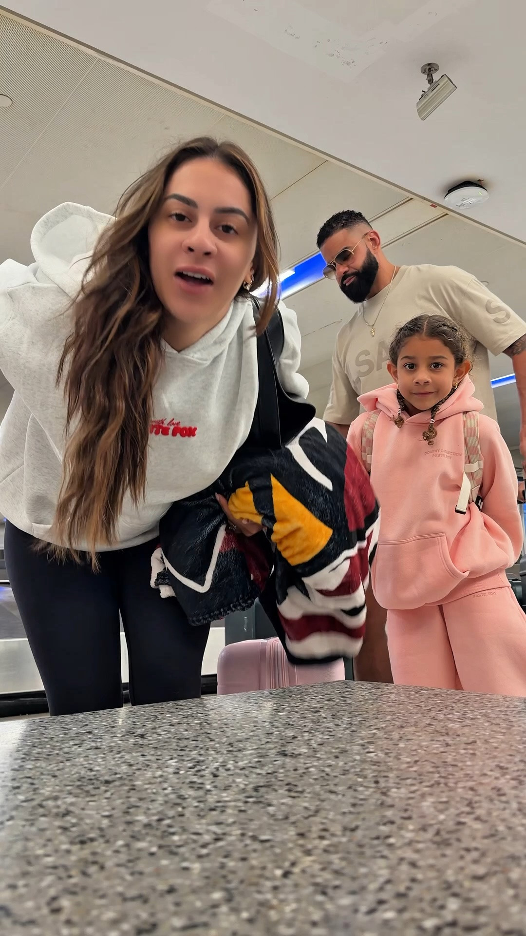Travel vlog from New Jersey to the Bahamas as a family of 4. Thankful we made it out of Newark with no delays 😬🫶🏼✈️

#LTKdayinmylife #LTKmomlife #LTKTravel