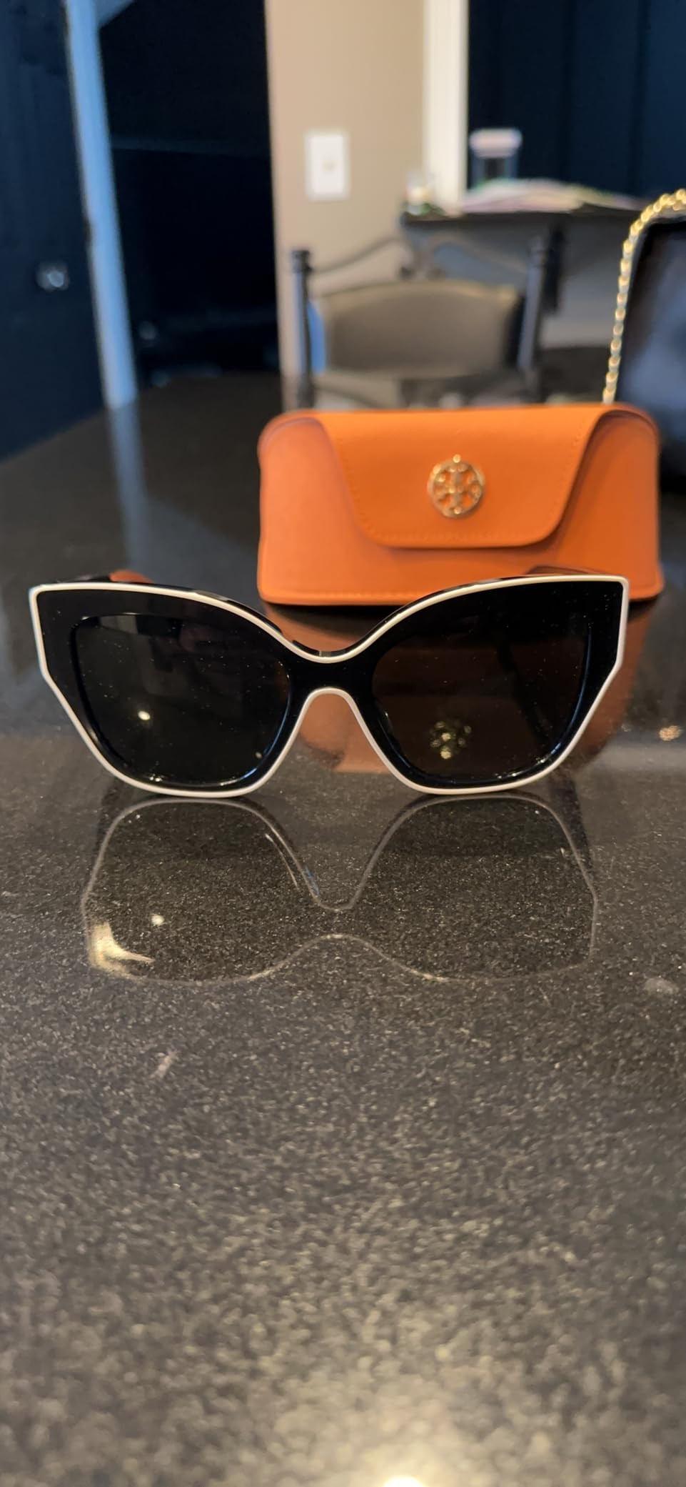 Amazon.com: Tory Burch Women's Monogram Butterfly Sunglasses, Black With Ivory Piping, 54/19/140 ... | Amazon (US)