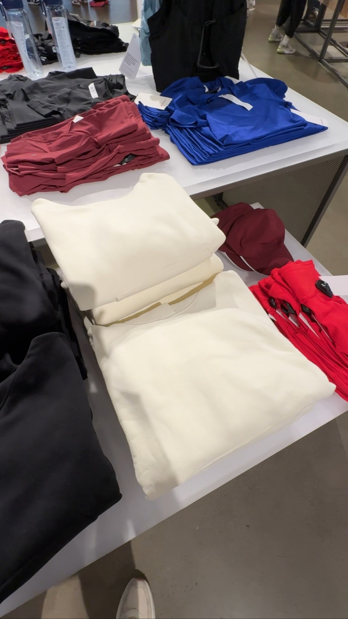 Steady state crewneck

#LTKActive #LTKootd #LTKSeasonal