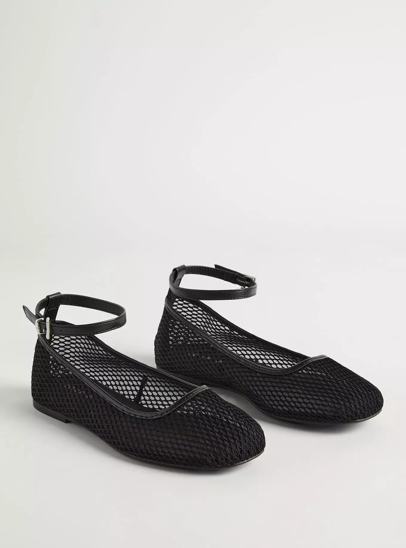 Mesh Ankle Strap Flat (WW) | Torrid (US & Canada)