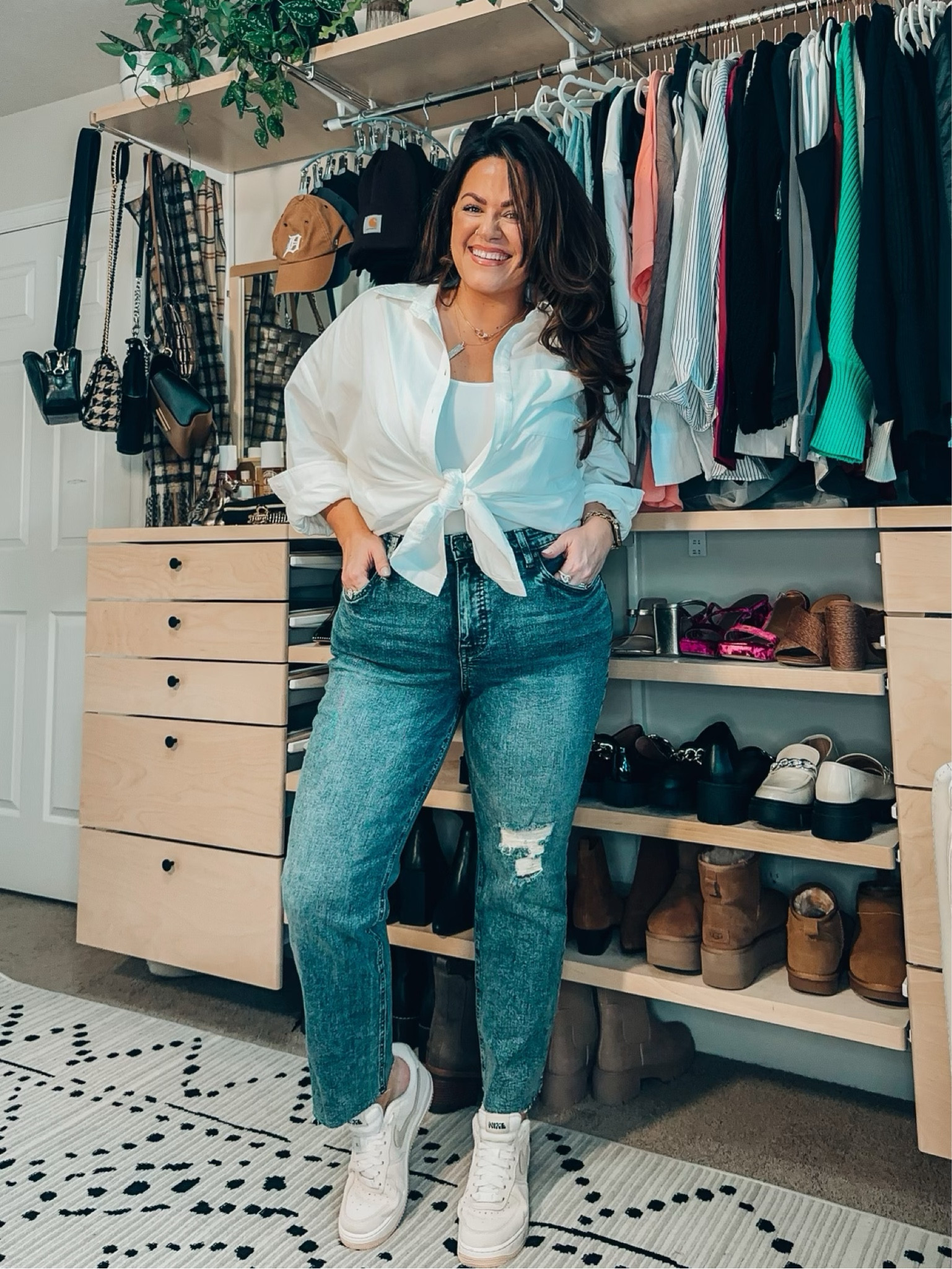 KUT from the Kloth jeans use code: TRULY20- curvy girl - midsize denim - size 14 

#LTKSeasonal #LTKcurves #LTKstyletip