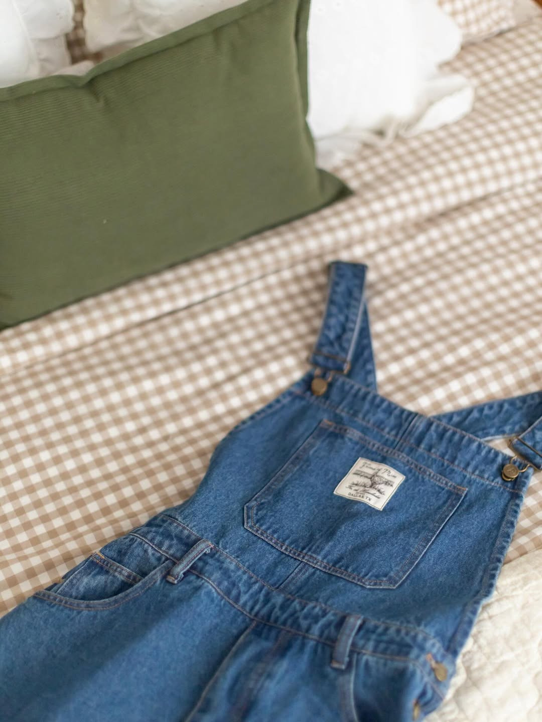 The newest drop to Friend of Mine: these adorable overalls 🐓🏡🎀 

 #LTKStyleTip