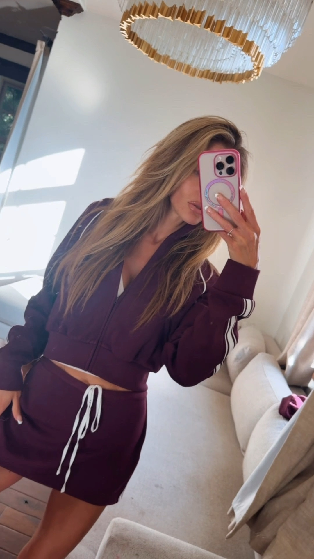 Alo Yoga Maroon 

#LTKActive #LTKStyleTip #LTKSeasonal