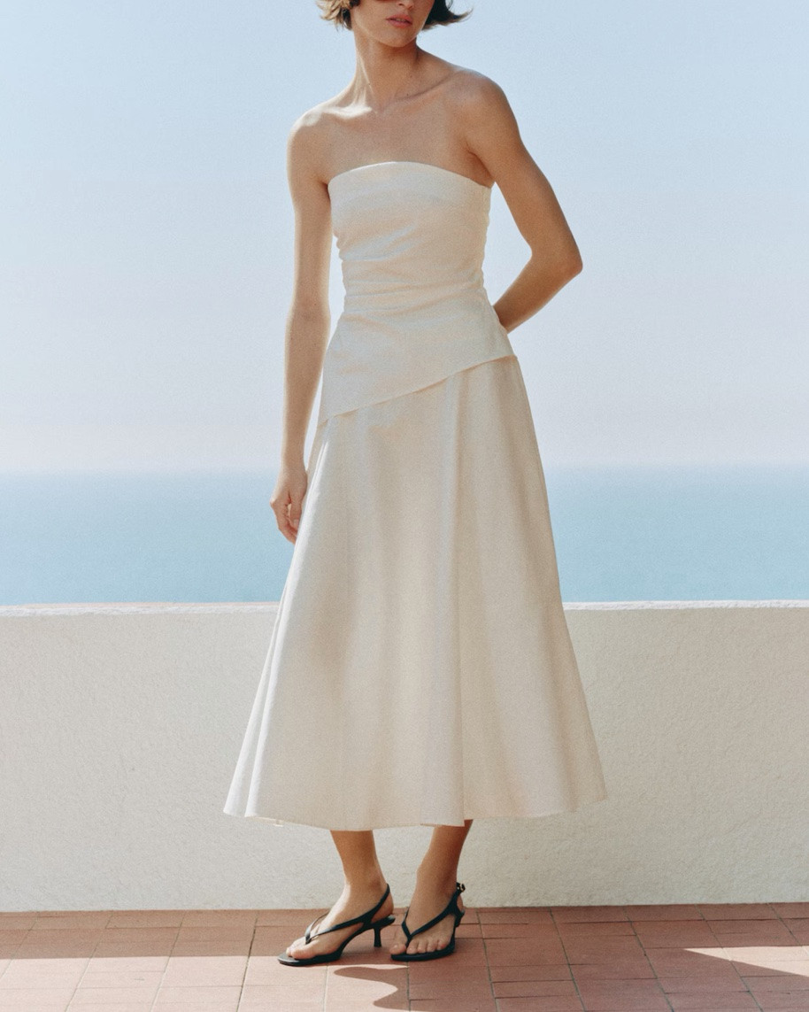 White strapless top and white midi skirt matching set

#LTKSeasonal